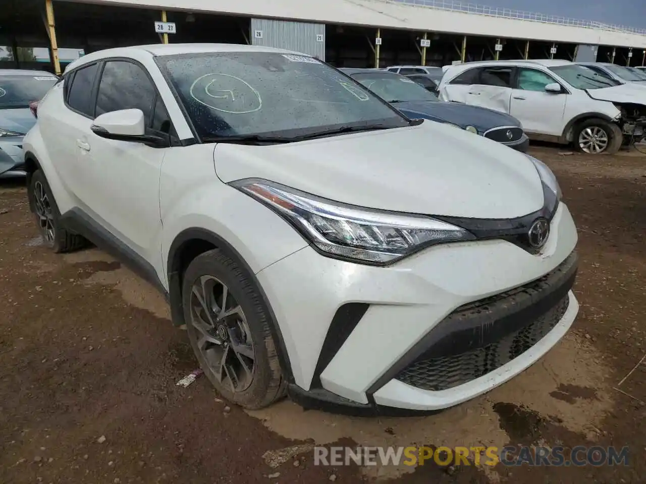 1 Photograph of a damaged car JTNKHMBX9L1088821 TOYOTA C-HR 2020