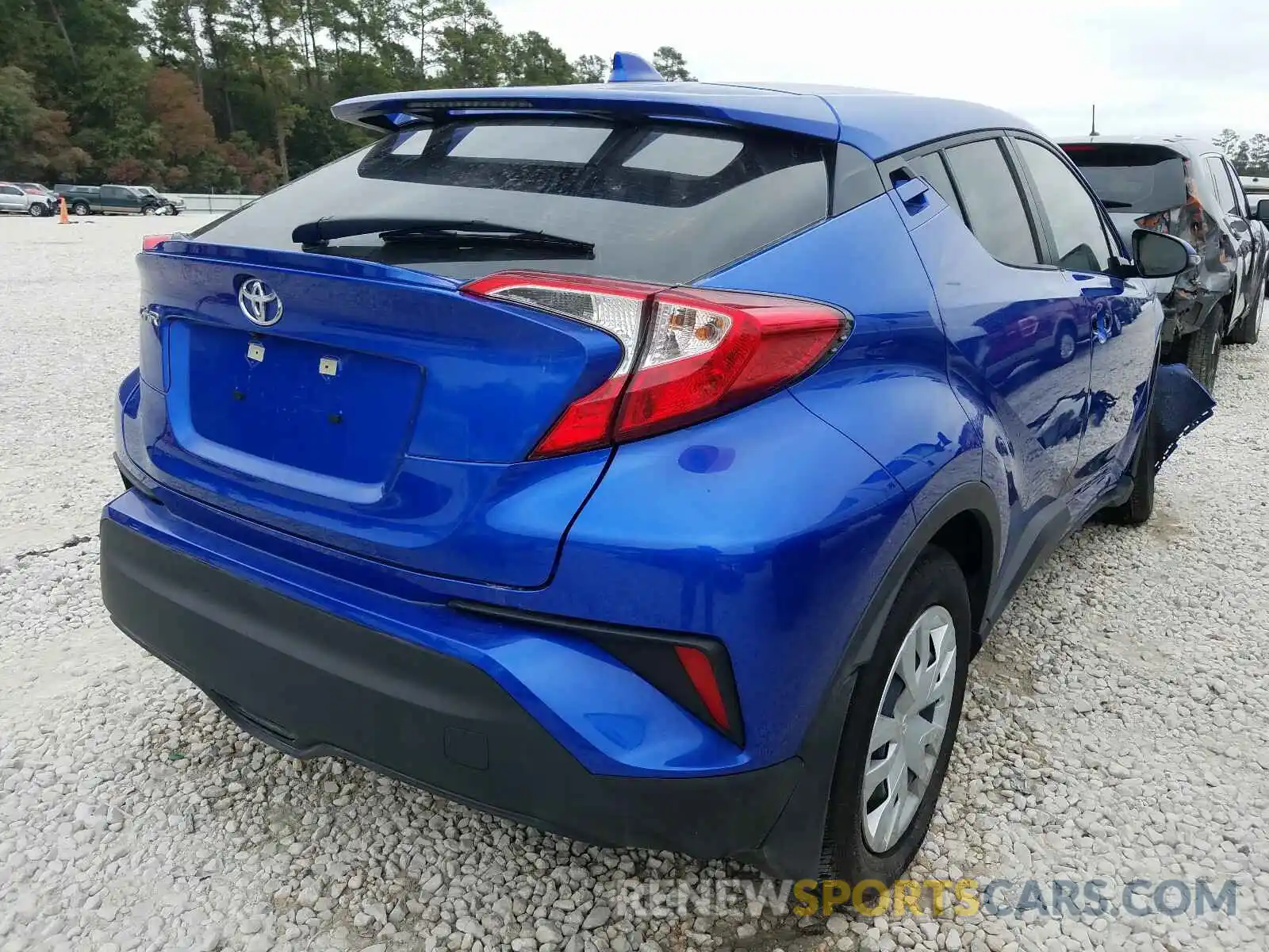 4 Photograph of a damaged car JTNKHMBX9L1089905 TOYOTA C-HR 2020