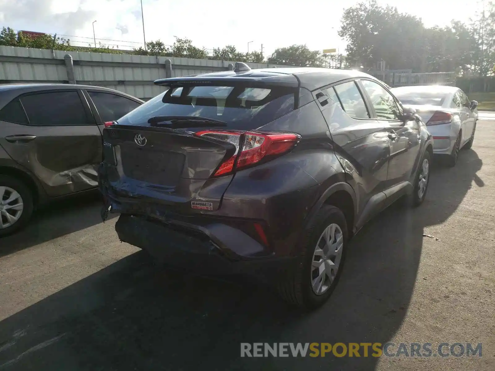 4 Photograph of a damaged car JTNKHMBX9L1090231 TOYOTA C-HR 2020