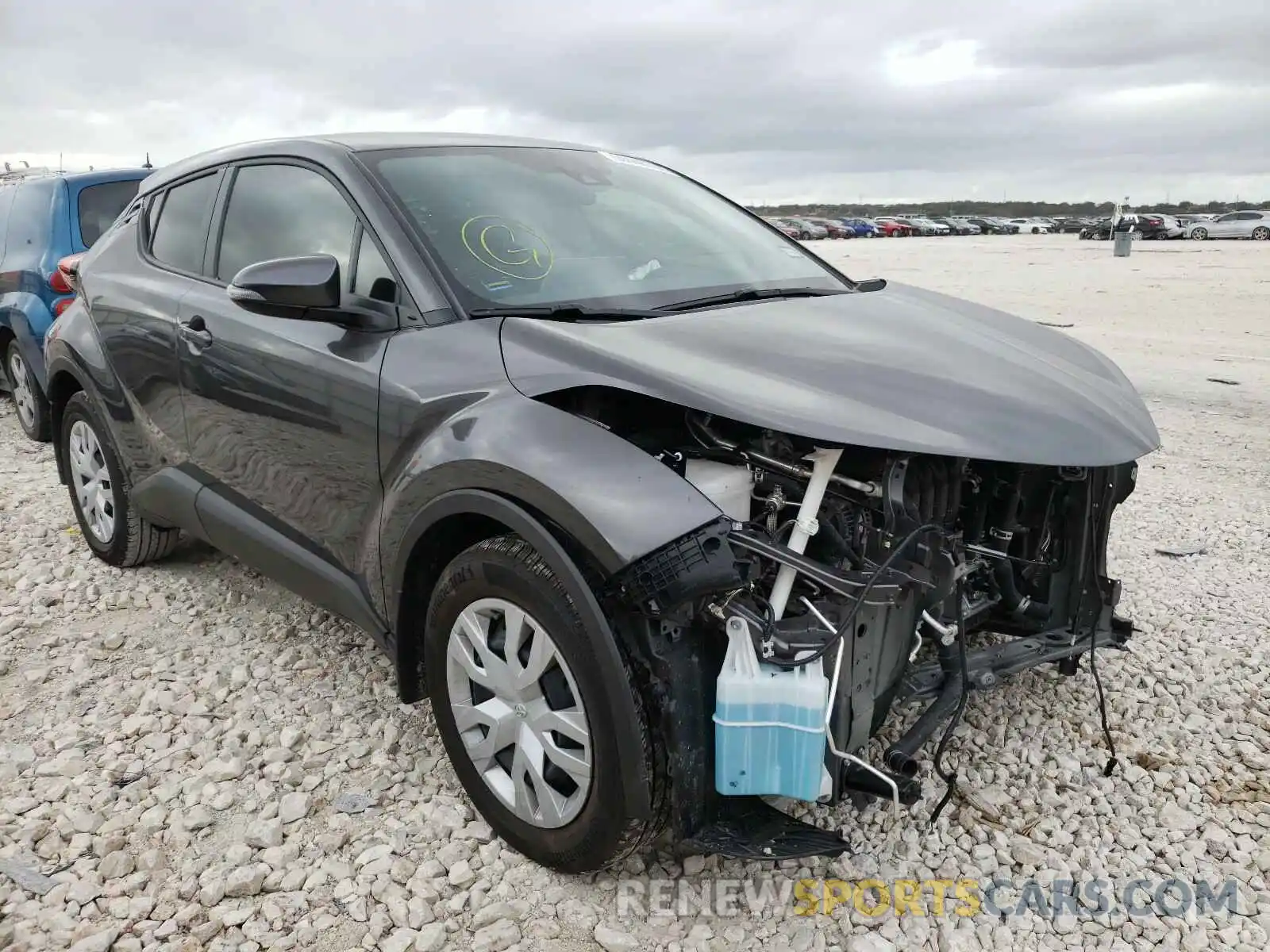 1 Photograph of a damaged car JTNKHMBX9L1093260 TOYOTA C-HR 2020