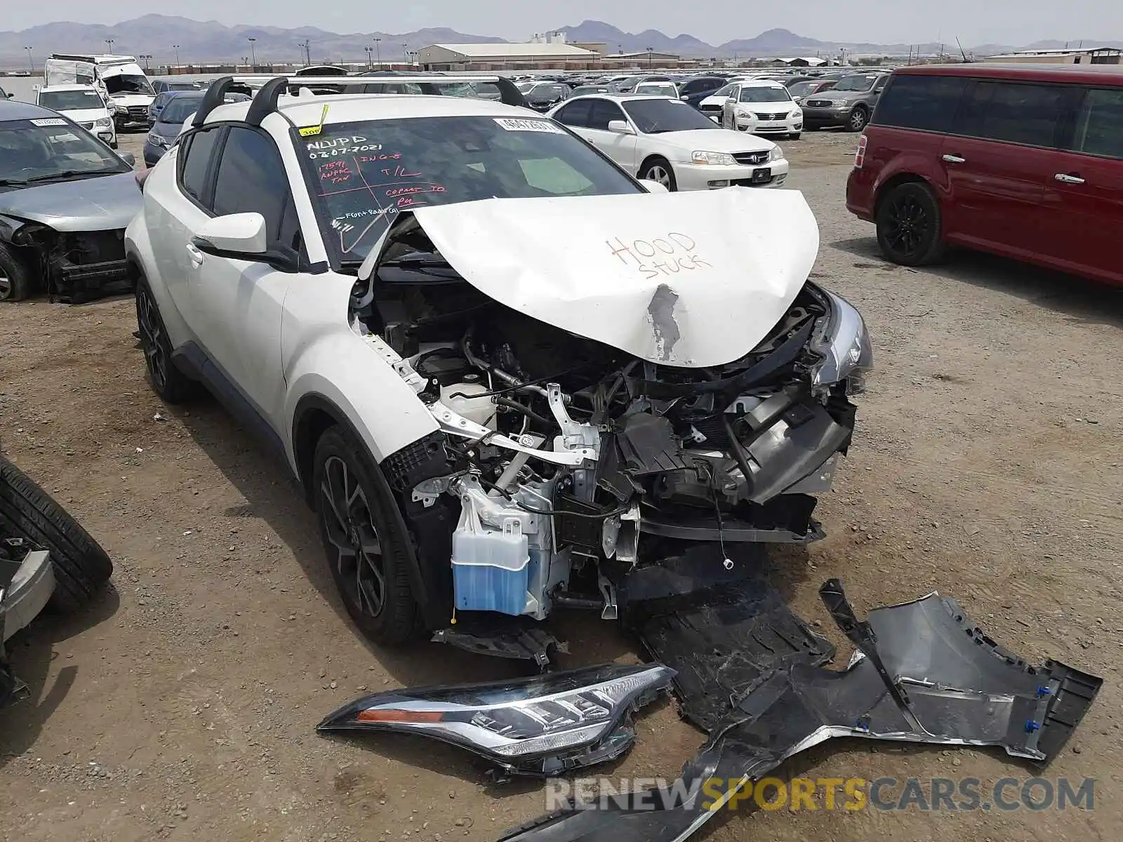 1 Photograph of a damaged car JTNKHMBXXL1066701 TOYOTA C-HR 2020