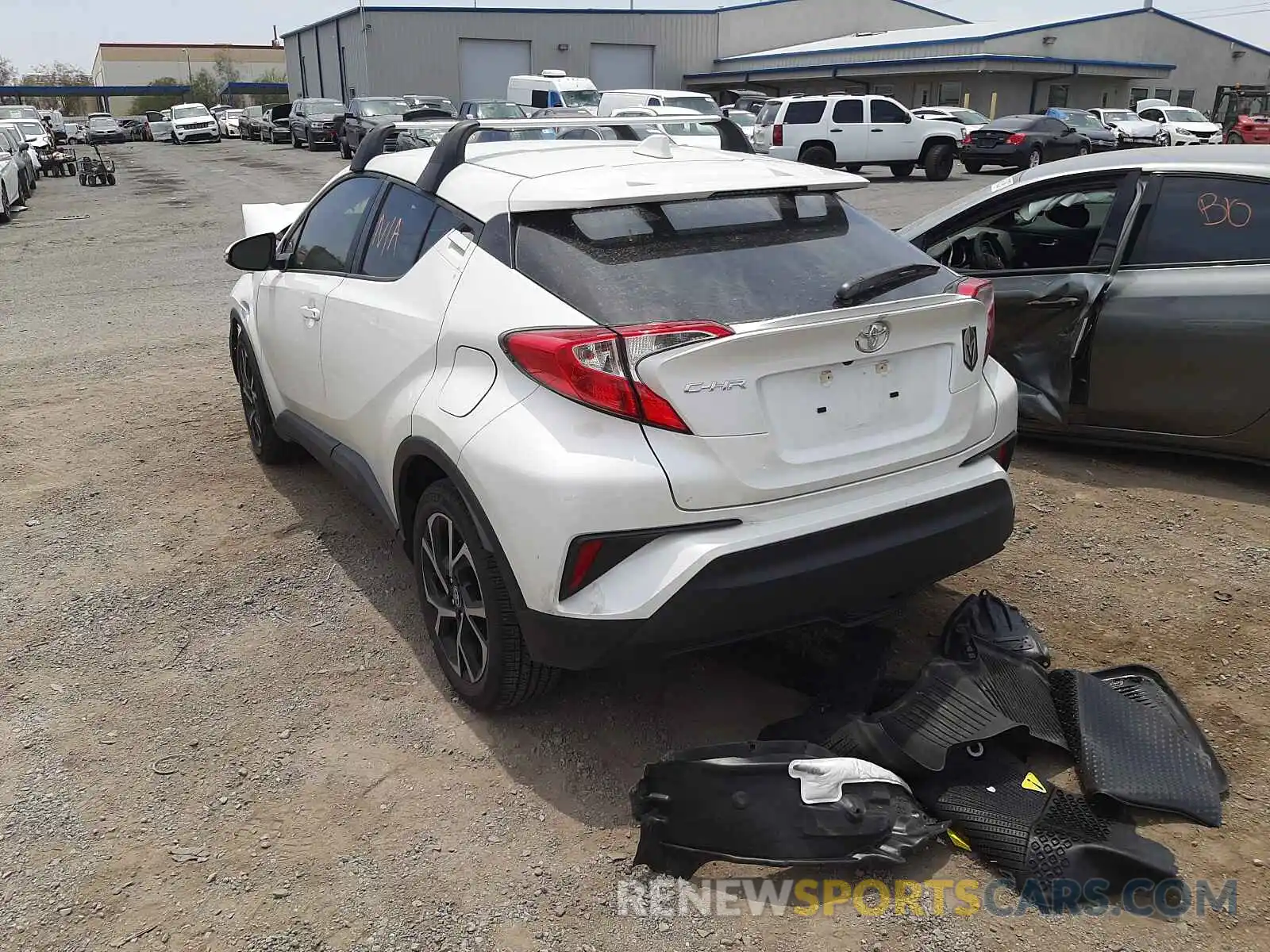 3 Photograph of a damaged car JTNKHMBXXL1066701 TOYOTA C-HR 2020