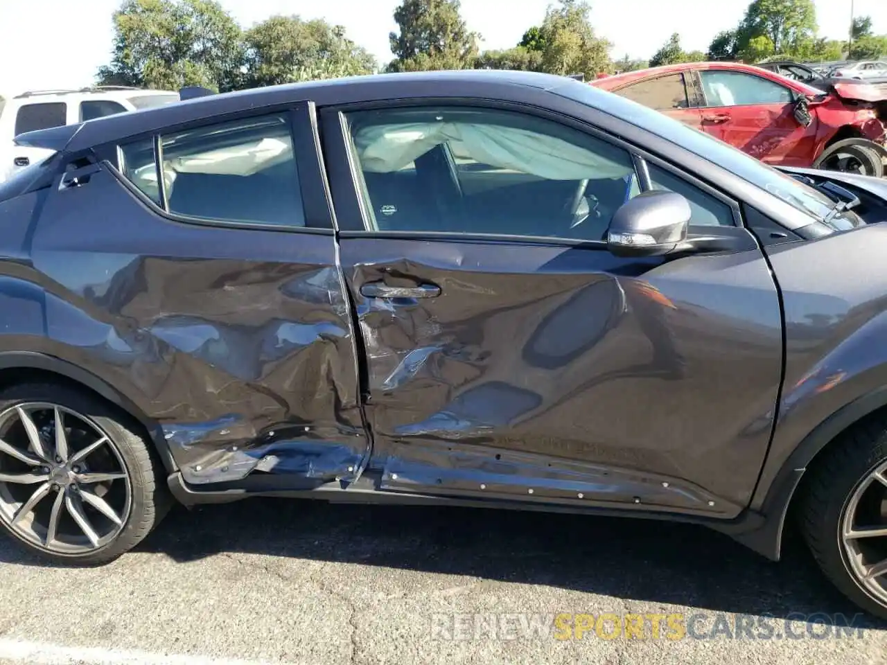 9 Photograph of a damaged car JTNKHMBXXL1069887 TOYOTA C-HR 2020