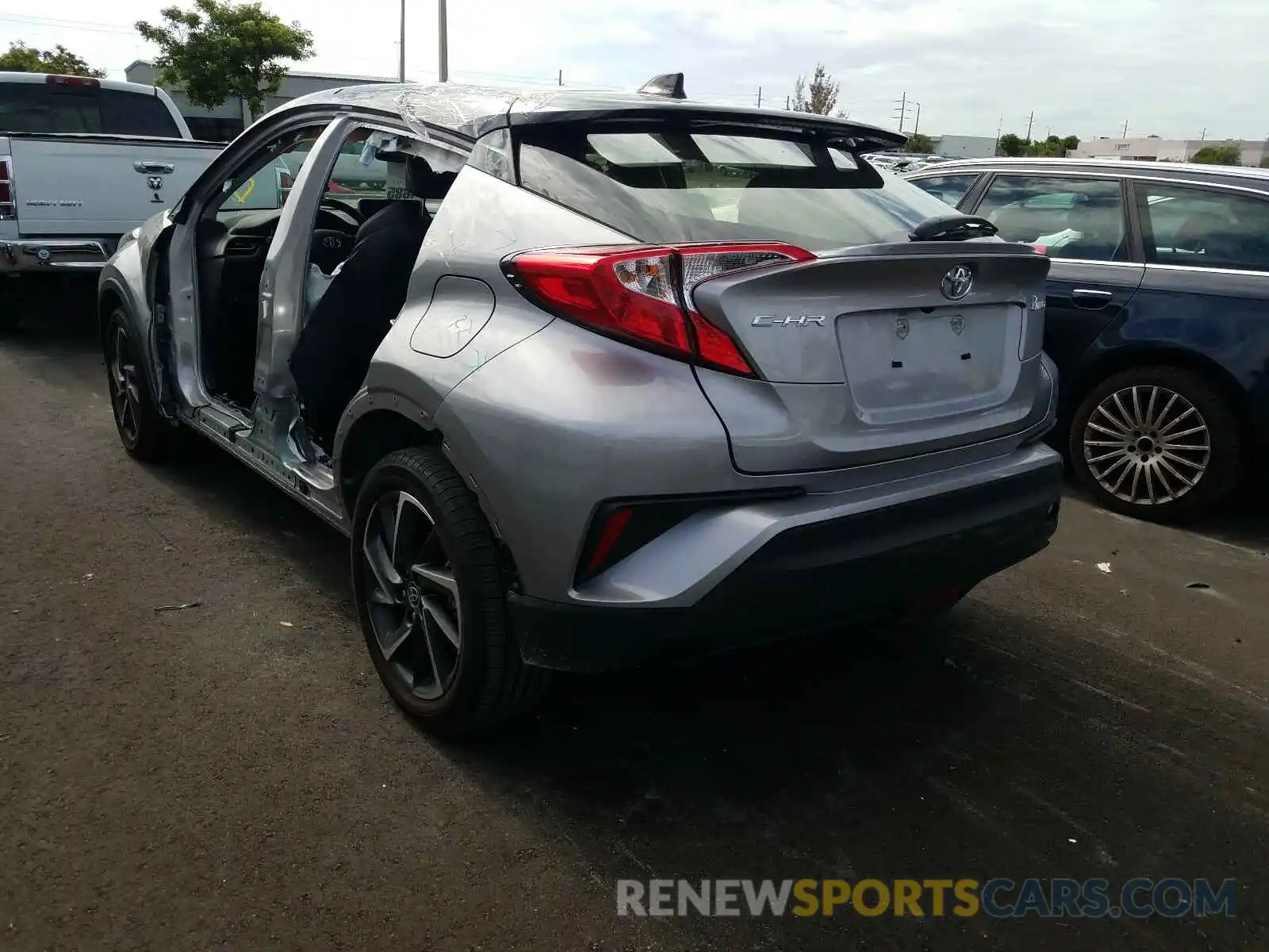 3 Photograph of a damaged car JTNKHMBXXL1074426 TOYOTA C-HR 2020