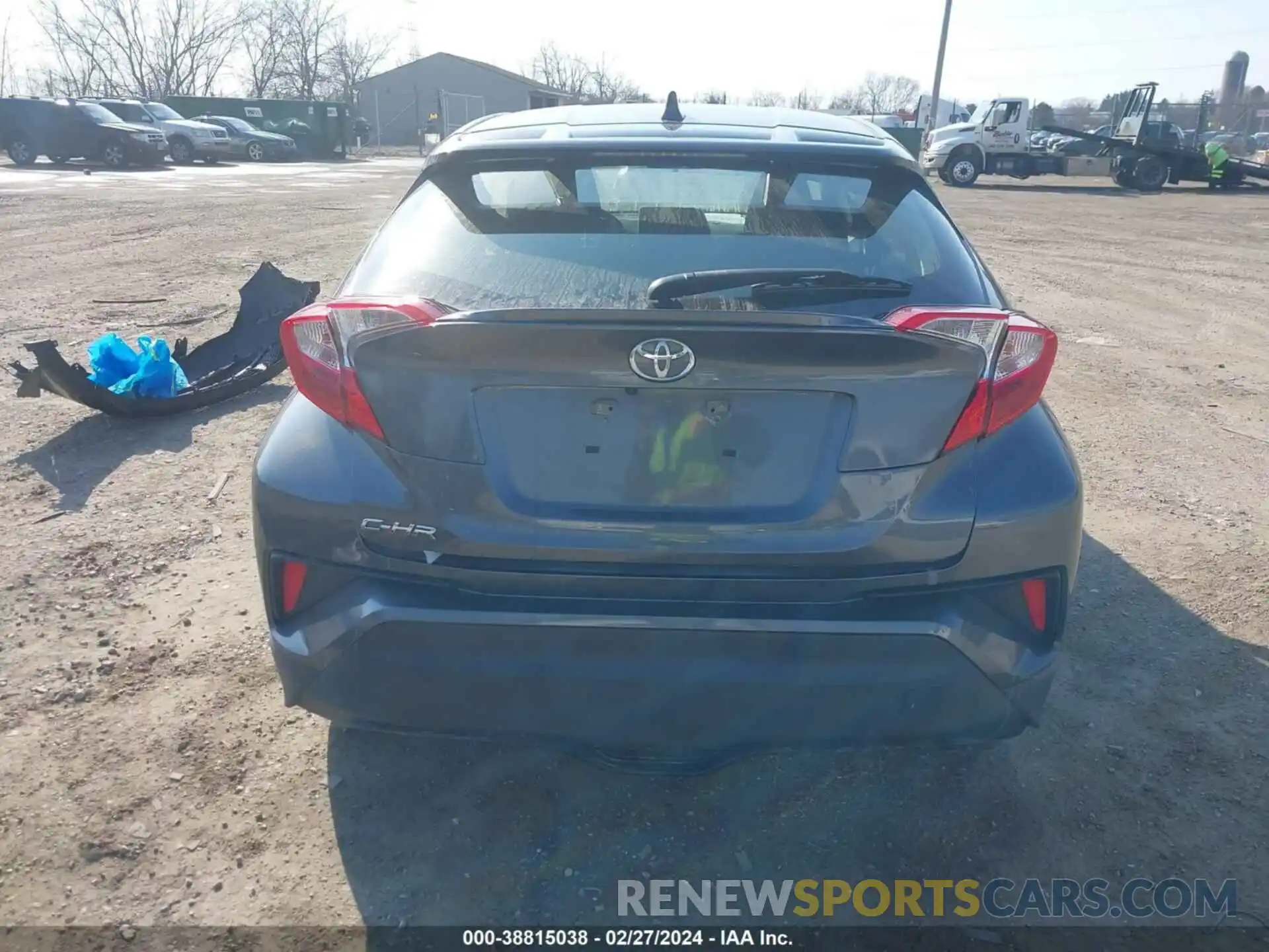 17 Photograph of a damaged car JTNKHMBXXL1080274 TOYOTA C-HR 2020