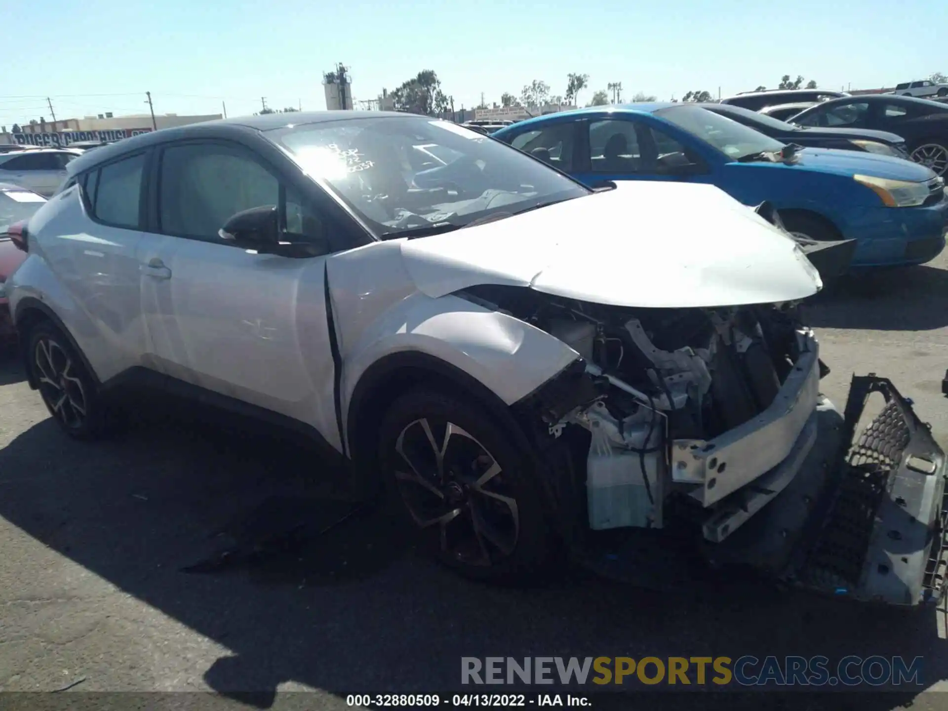 1 Photograph of a damaged car JTNKHMBXXL1080453 TOYOTA C-HR 2020