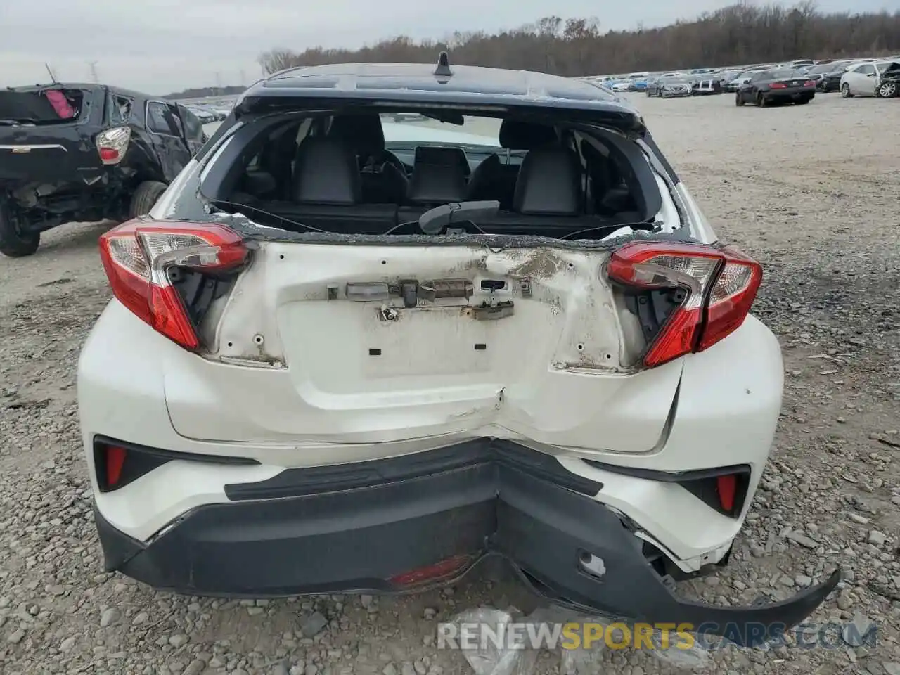 6 Photograph of a damaged car JTNKHMBXXL1087242 TOYOTA C-HR 2020