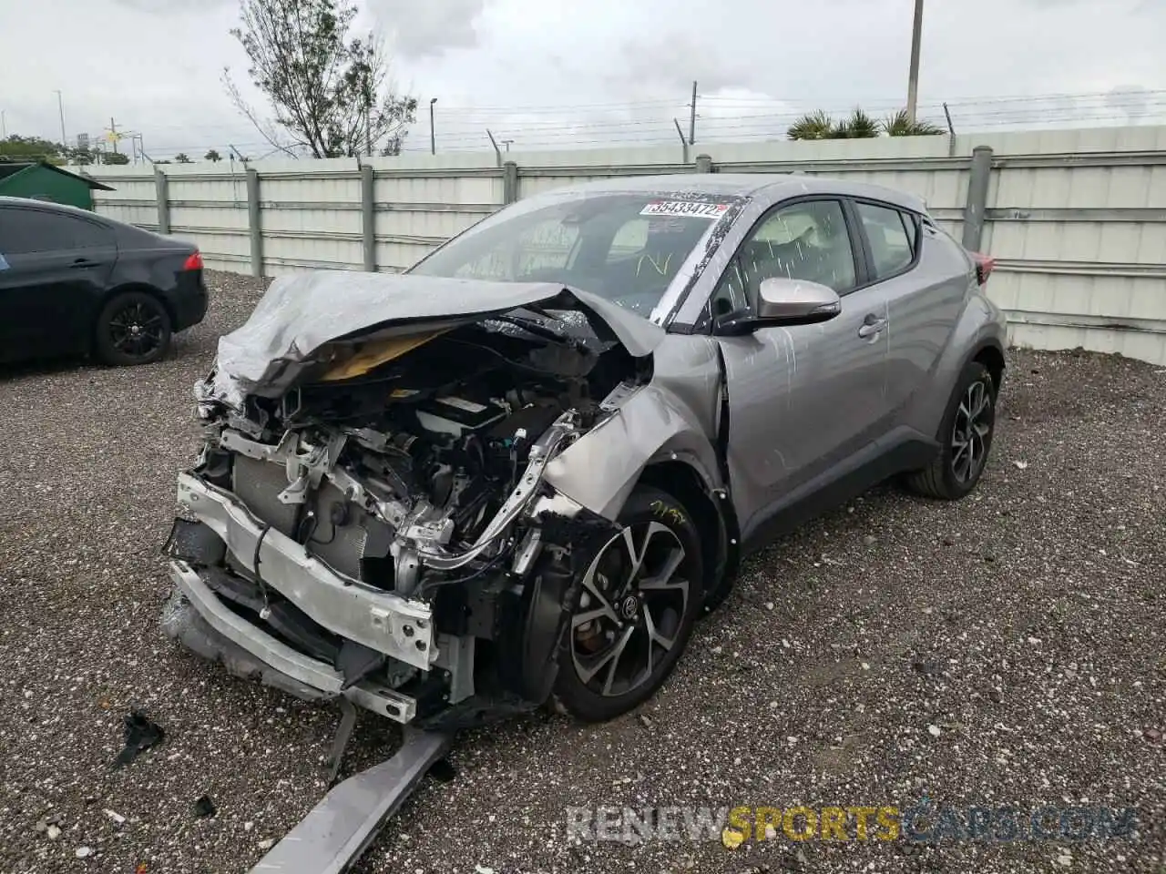 2 Photograph of a damaged car JTNKHMBXXL1090674 TOYOTA C-HR 2020