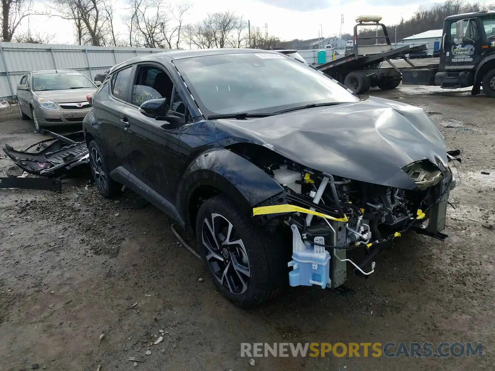 1 Photograph of a damaged car NMTKHMBX0LR103034 TOYOTA C-HR 2020