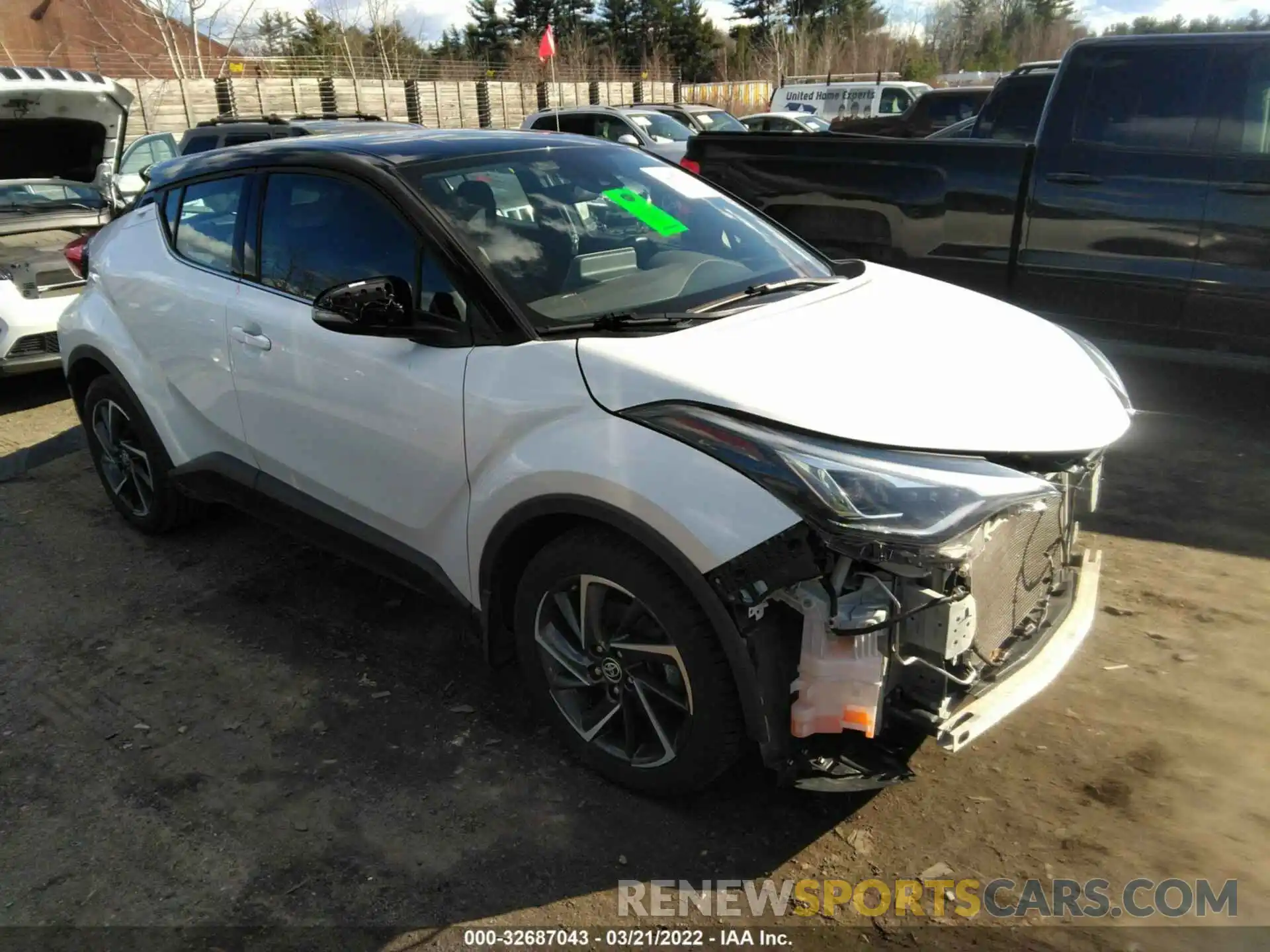 1 Фотография поврежденного автомобиля NMTKHMBX0LR103762 TOYOTA C-HR 2020