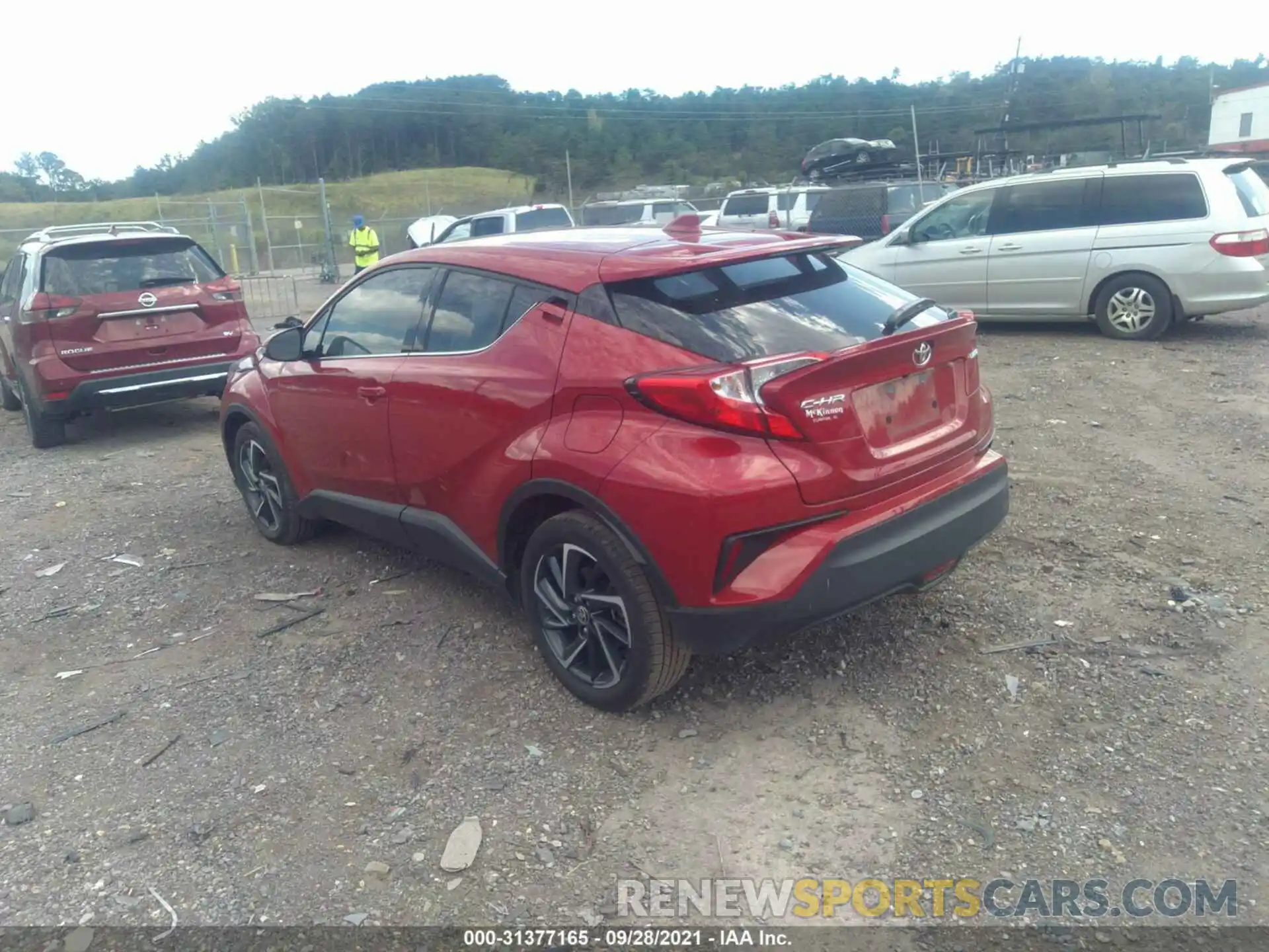 3 Фотография поврежденного автомобиля NMTKHMBX0LR105088 TOYOTA C-HR 2020