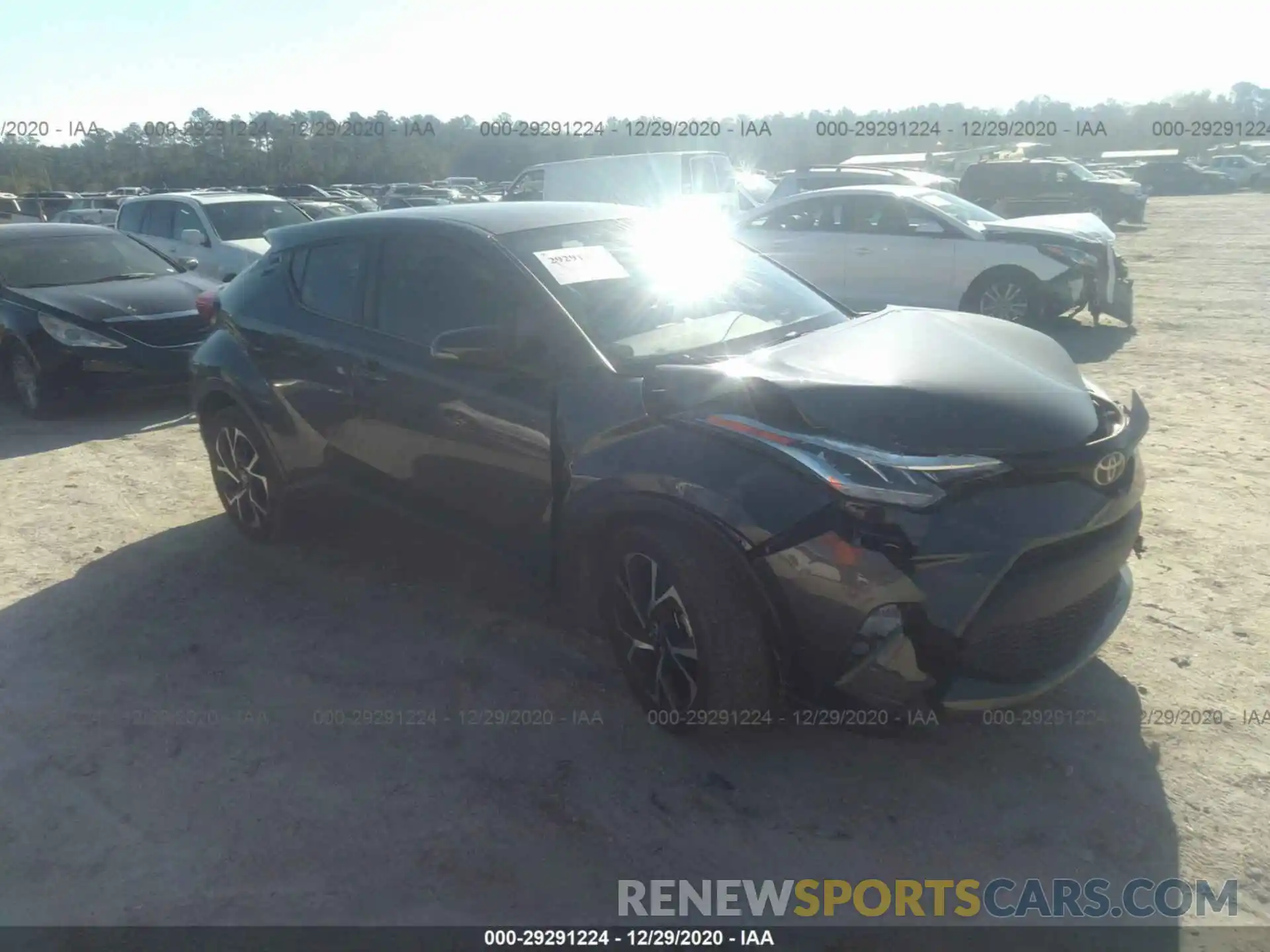 1 Photograph of a damaged car NMTKHMBX0LR106502 TOYOTA C-HR 2020