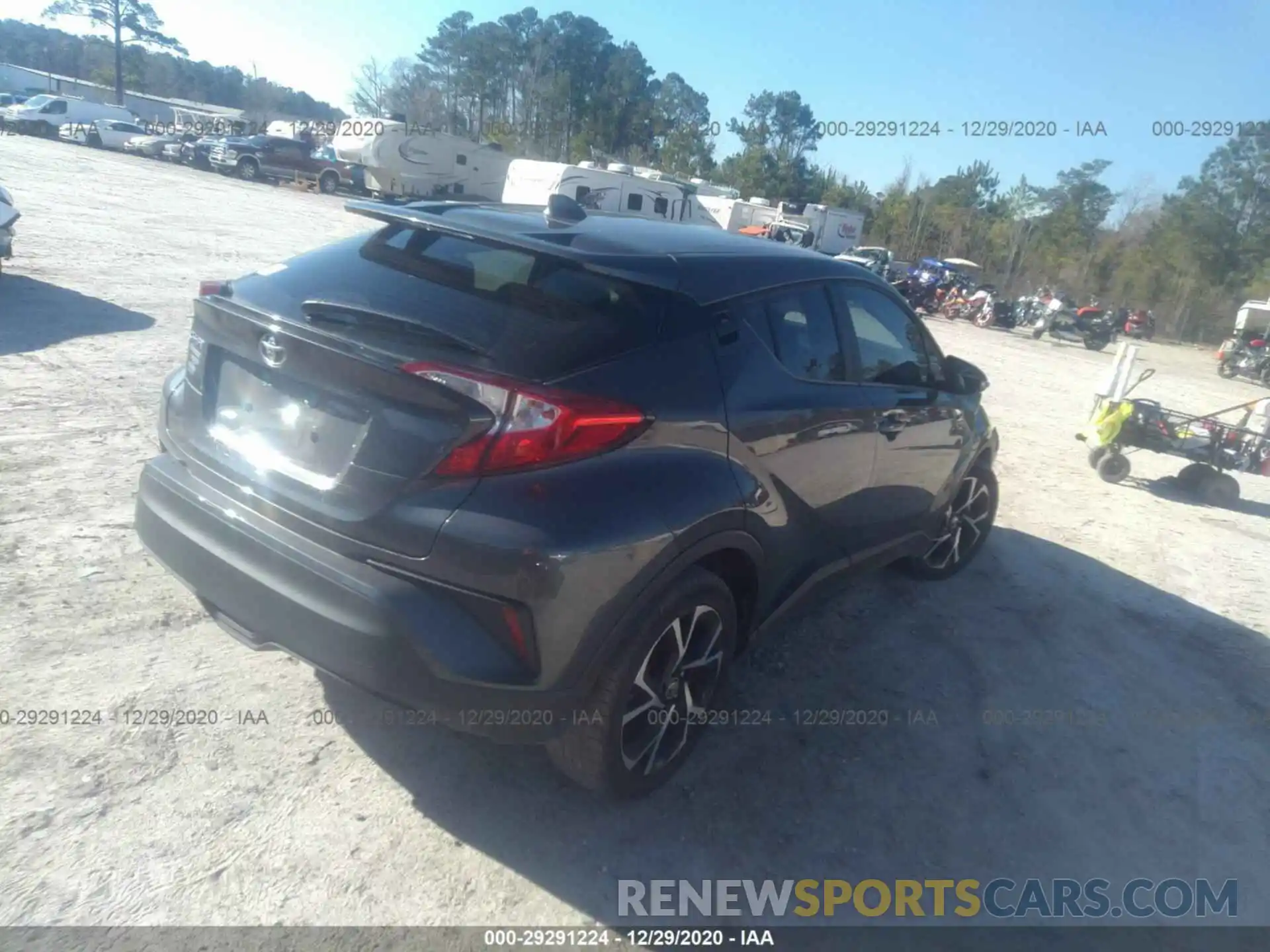 4 Photograph of a damaged car NMTKHMBX0LR106502 TOYOTA C-HR 2020