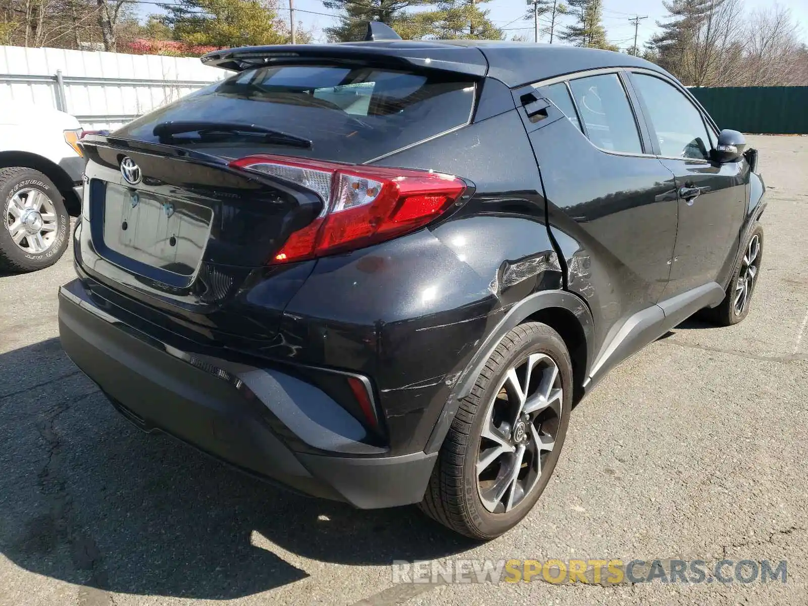 4 Photograph of a damaged car NMTKHMBX0LR108671 TOYOTA C-HR 2020