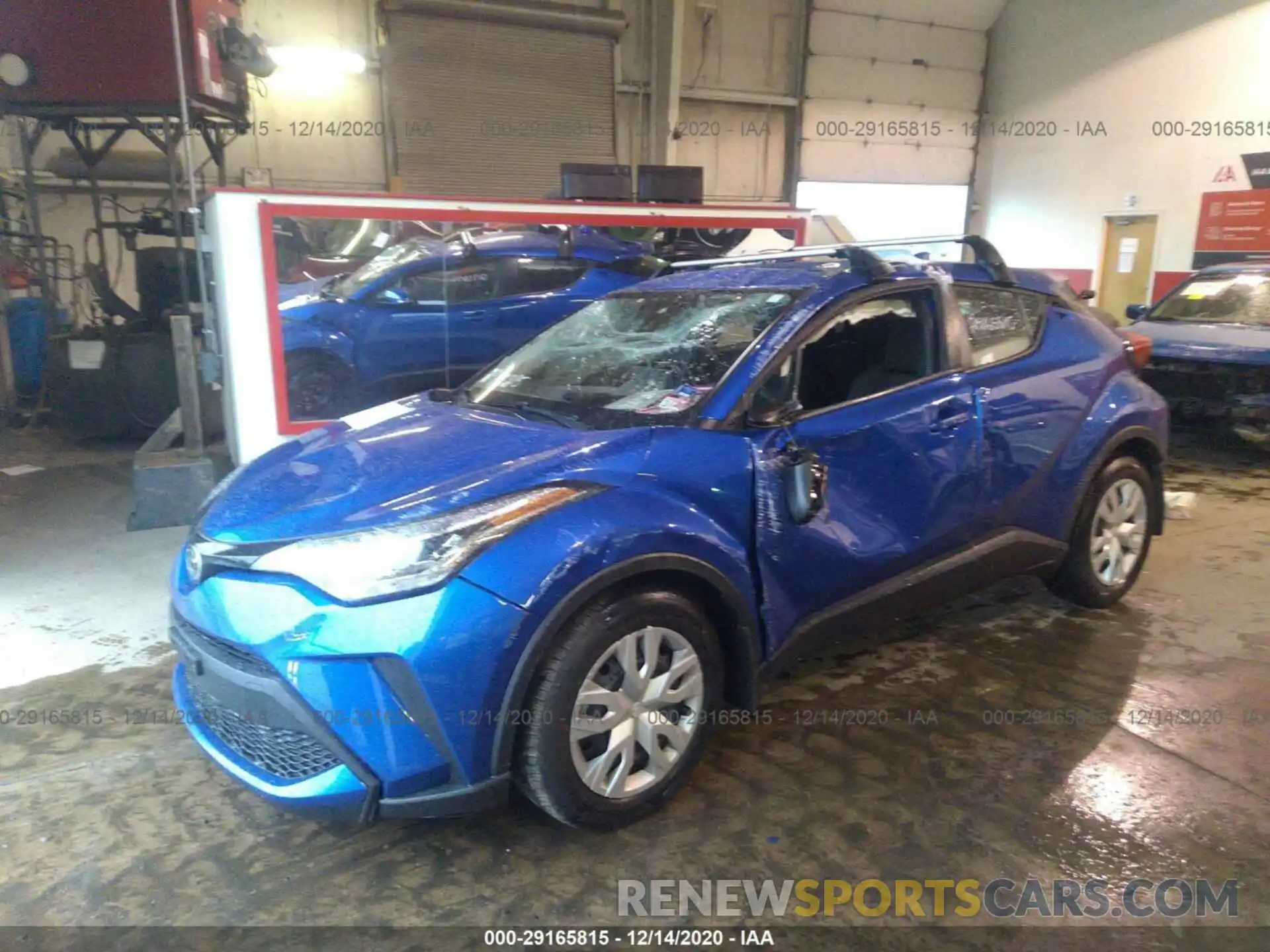 2 Photograph of a damaged car NMTKHMBX0LR108864 TOYOTA C-HR 2020