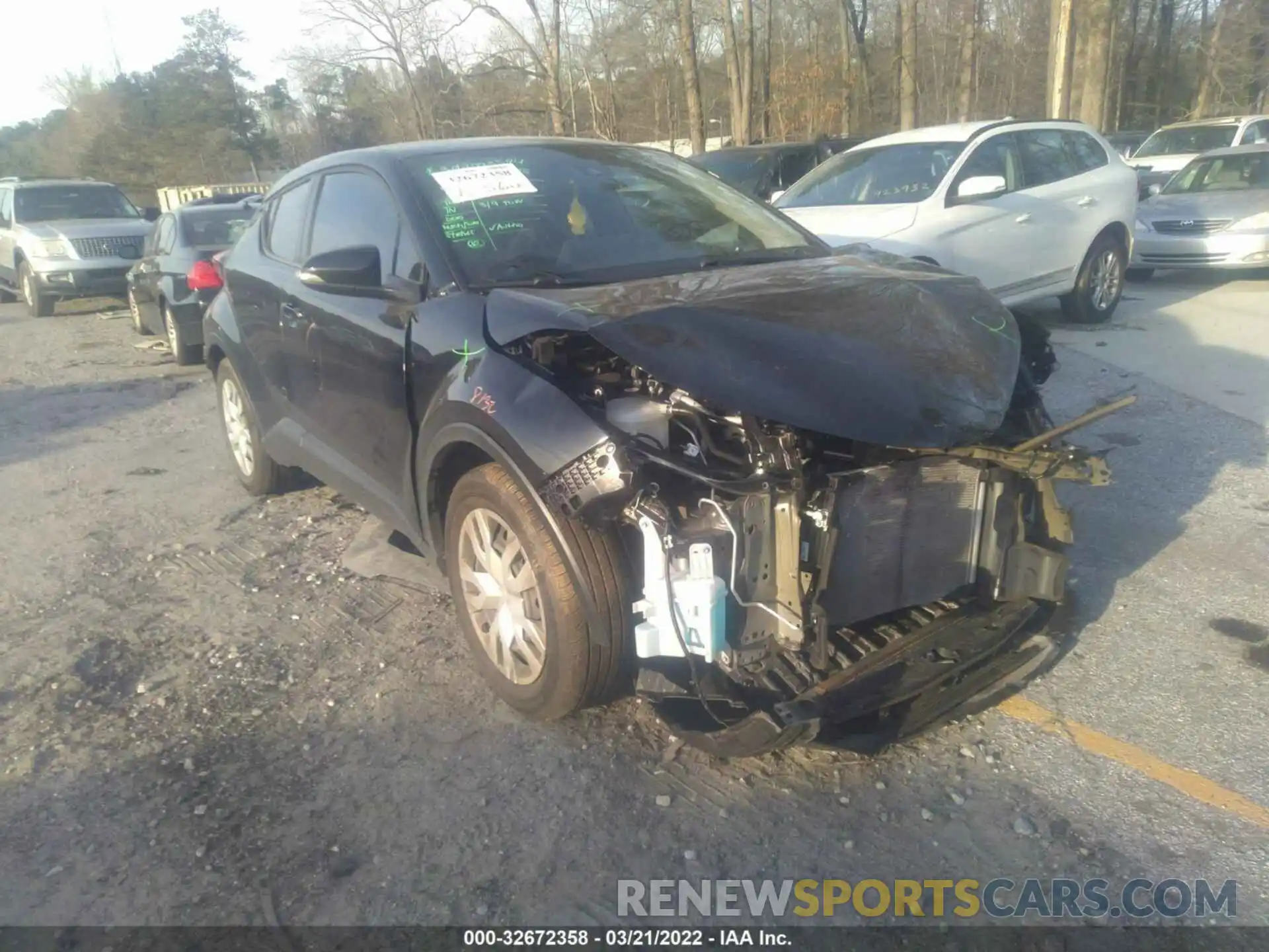 1 Photograph of a damaged car NMTKHMBX0LR110579 TOYOTA C-HR 2020