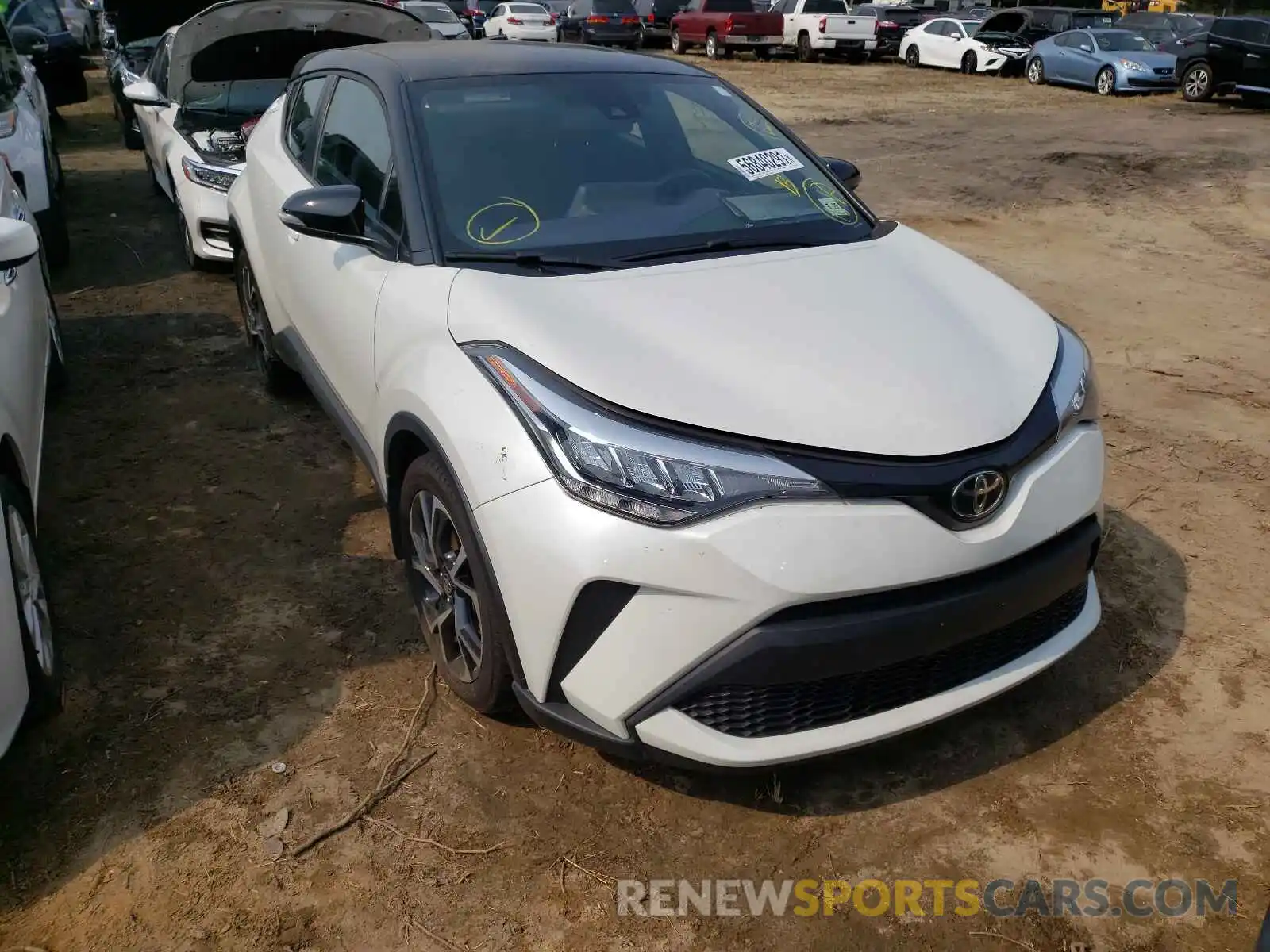 1 Photograph of a damaged car NMTKHMBX0LR110601 TOYOTA C-HR 2020