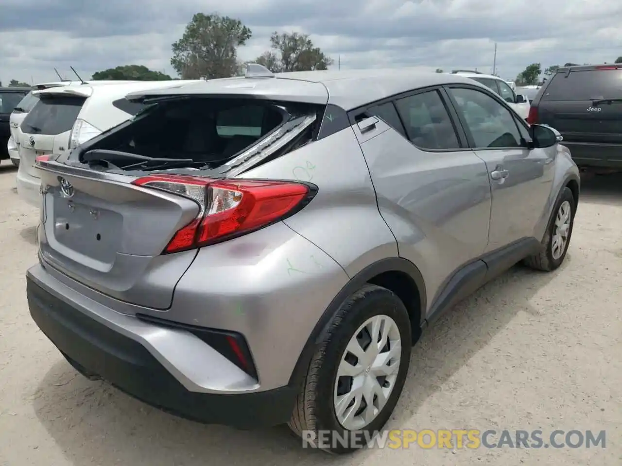 4 Photograph of a damaged car NMTKHMBX0LR110811 TOYOTA C-HR 2020