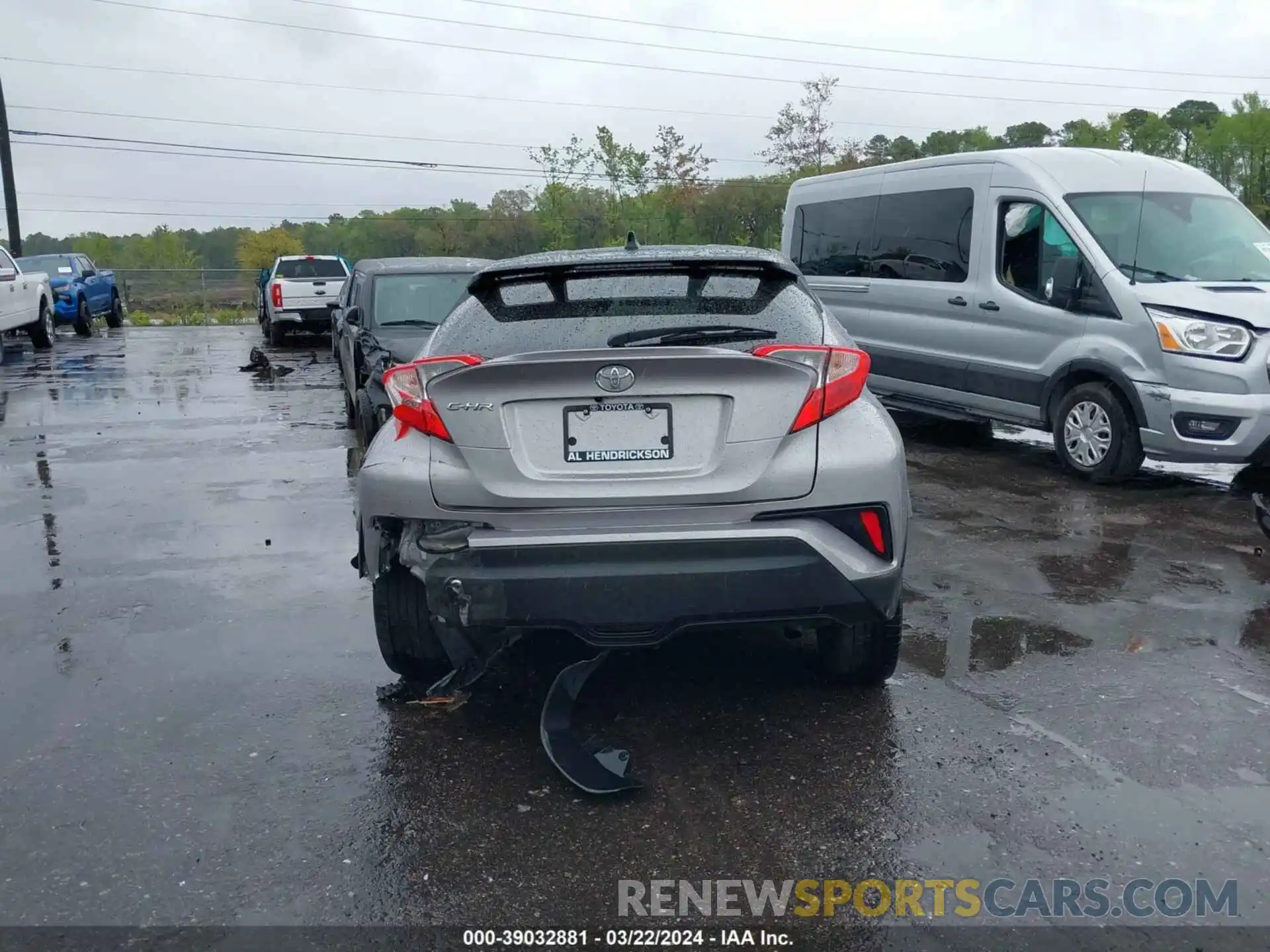 16 Photograph of a damaged car NMTKHMBX0LR111571 TOYOTA C-HR 2020