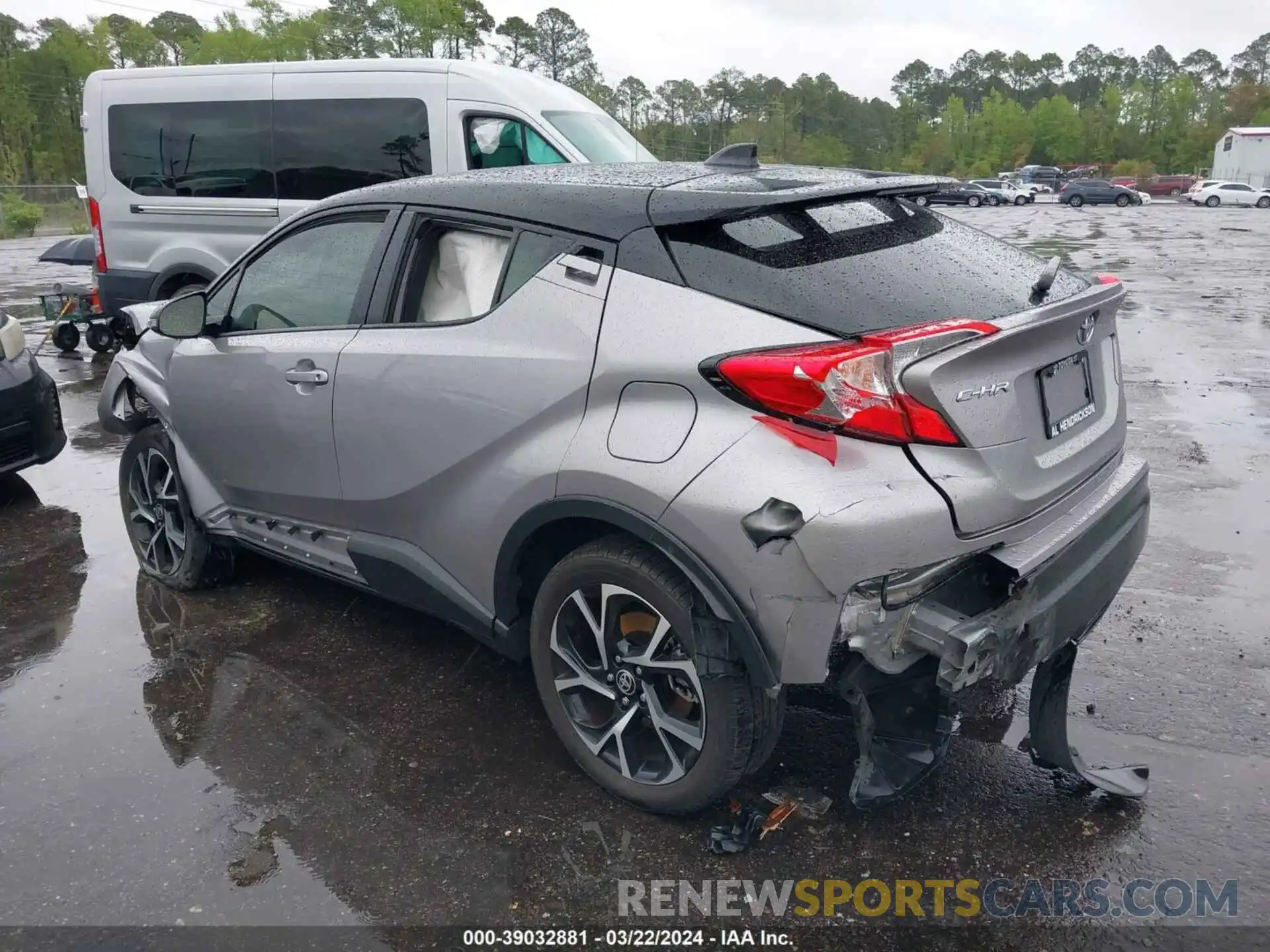 3 Photograph of a damaged car NMTKHMBX0LR111571 TOYOTA C-HR 2020