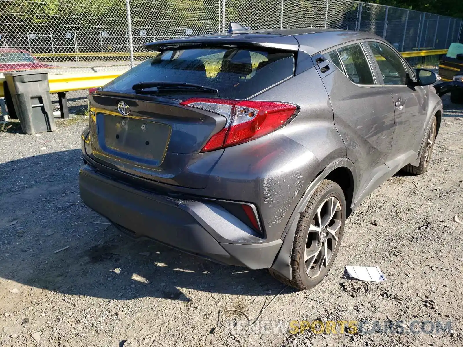 4 Photograph of a damaged car NMTKHMBX0LR114874 TOYOTA C-HR 2020