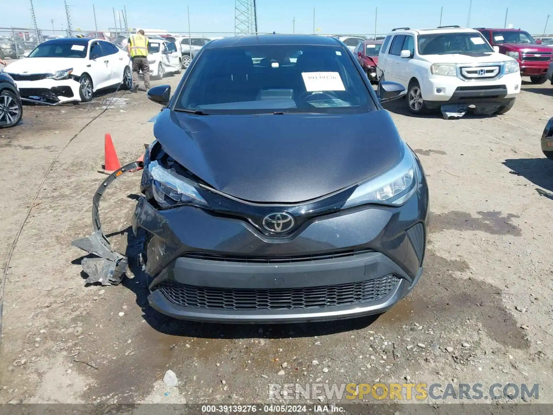 11 Photograph of a damaged car NMTKHMBX0LR117810 TOYOTA C-HR 2020