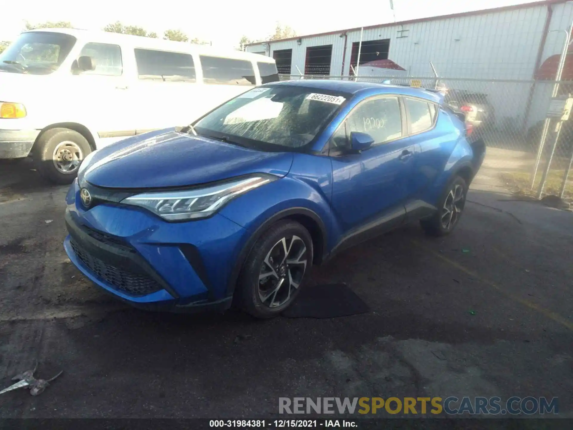 2 Photograph of a damaged car NMTKHMBX1LR102121 TOYOTA C-HR 2020