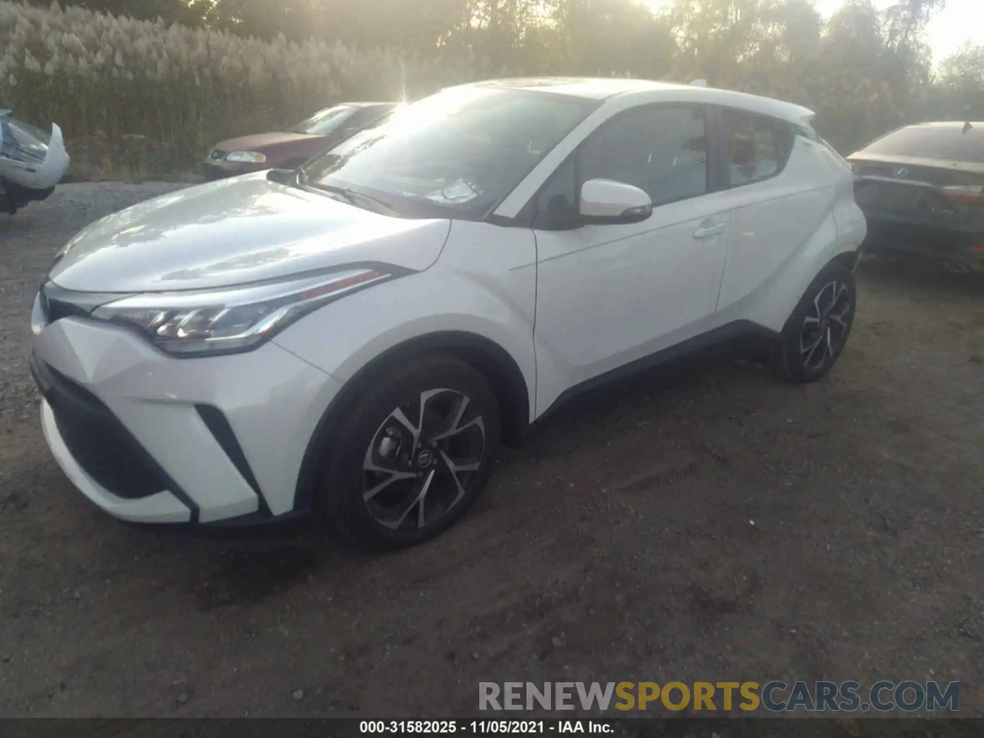 2 Photograph of a damaged car NMTKHMBX1LR102619 TOYOTA C-HR 2020