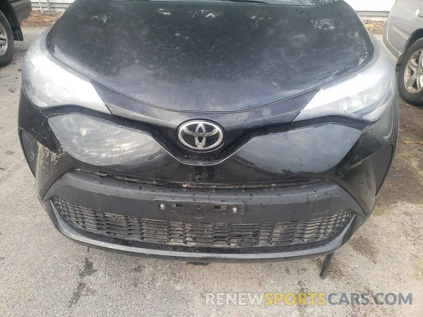 7 Photograph of a damaged car NMTKHMBX1LR102961 TOYOTA C-HR 2020