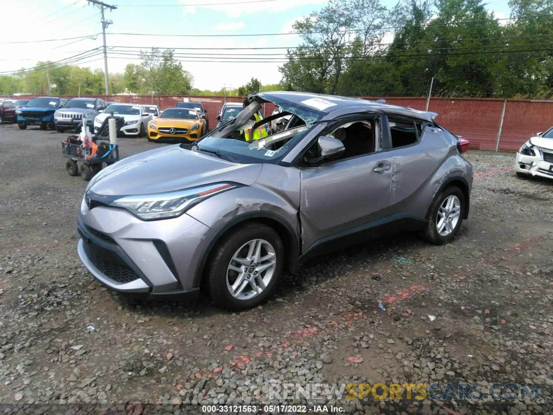 2 Фотография поврежденного автомобиля NMTKHMBX1LR104600 TOYOTA C-HR 2020