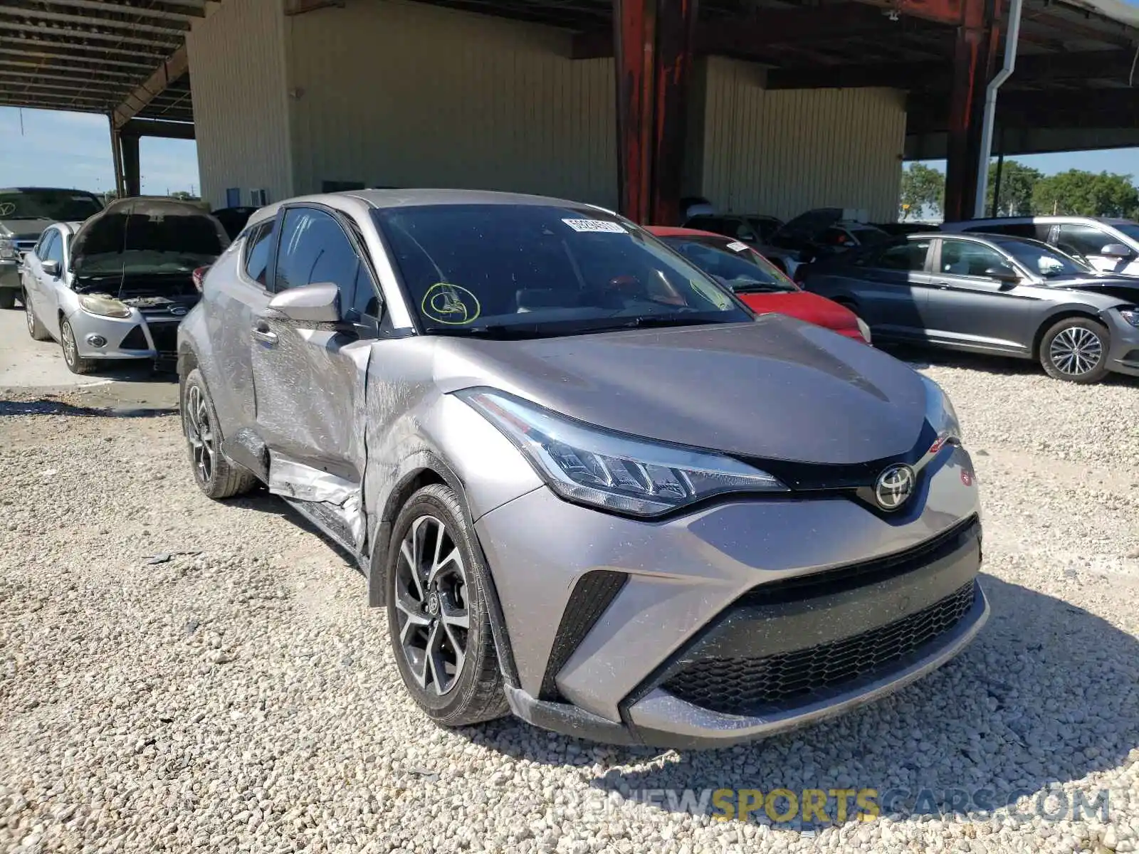 1 Photograph of a damaged car NMTKHMBX1LR106248 TOYOTA C-HR 2020