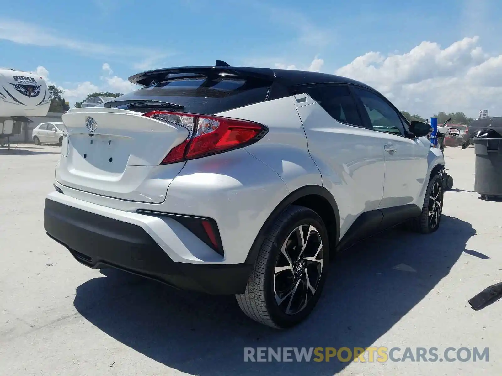 4 Photograph of a damaged car NMTKHMBX1LR107349 TOYOTA C-HR 2020