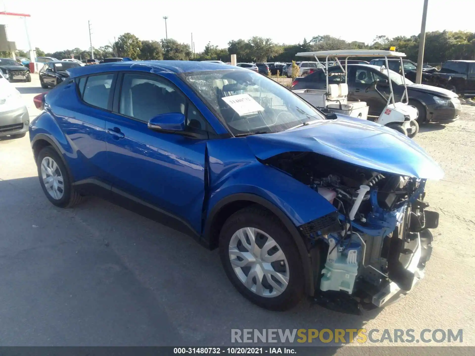 1 Photograph of a damaged car NMTKHMBX1LR112230 TOYOTA C-HR 2020