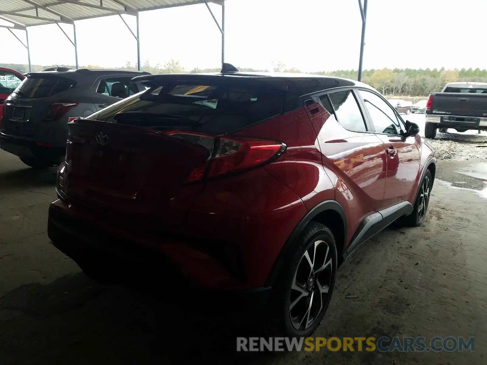 4 Photograph of a damaged car NMTKHMBX1LR112373 TOYOTA C-HR 2020