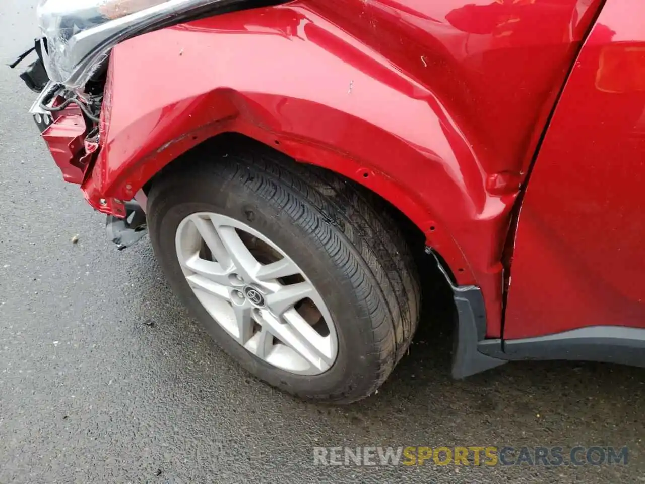 9 Photograph of a damaged car NMTKHMBX1LR112695 TOYOTA C-HR 2020