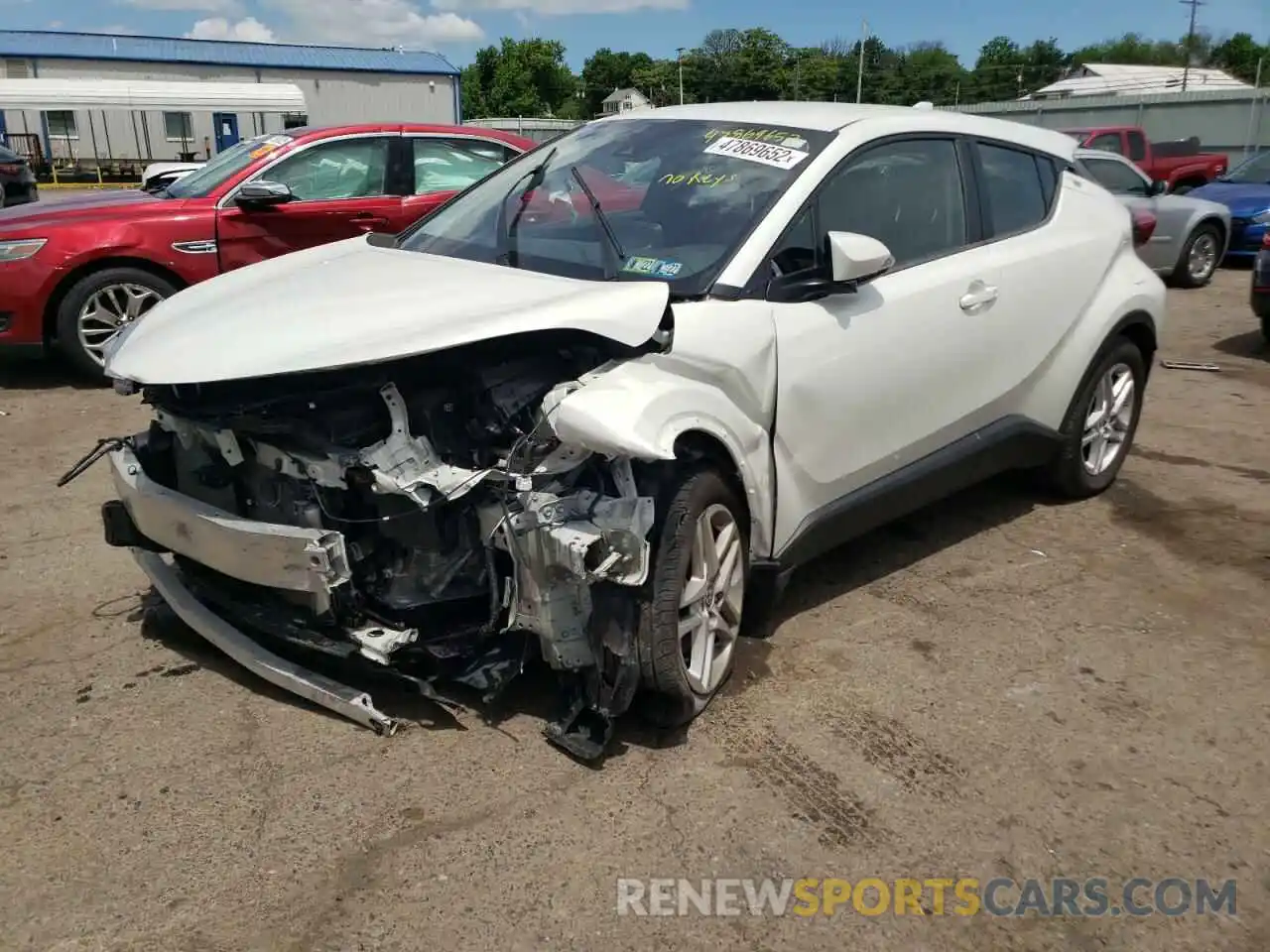 2 Photograph of a damaged car NMTKHMBX1LR113331 TOYOTA C-HR 2020