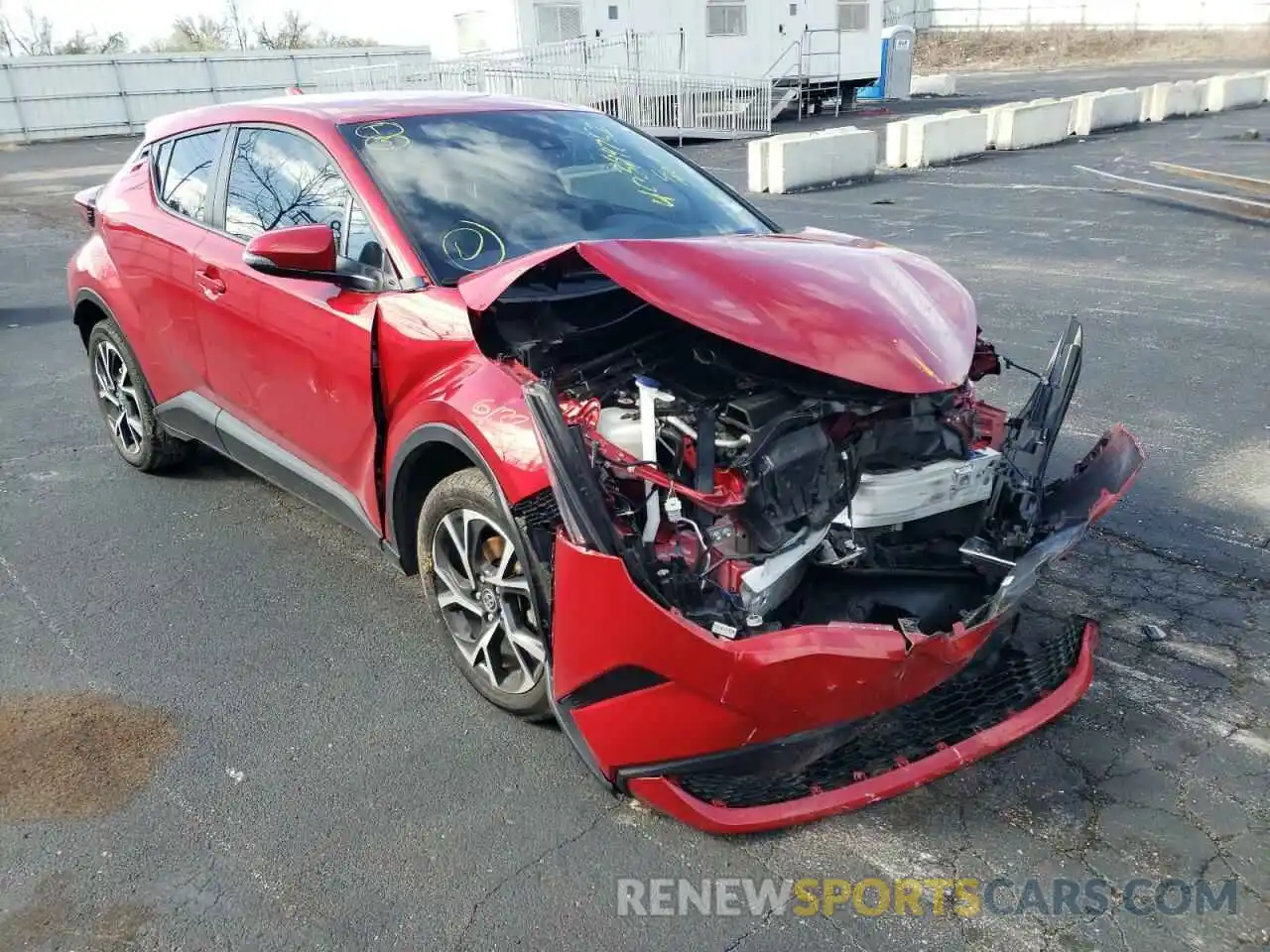 1 Photograph of a damaged car NMTKHMBX1LR113345 TOYOTA C-HR 2020