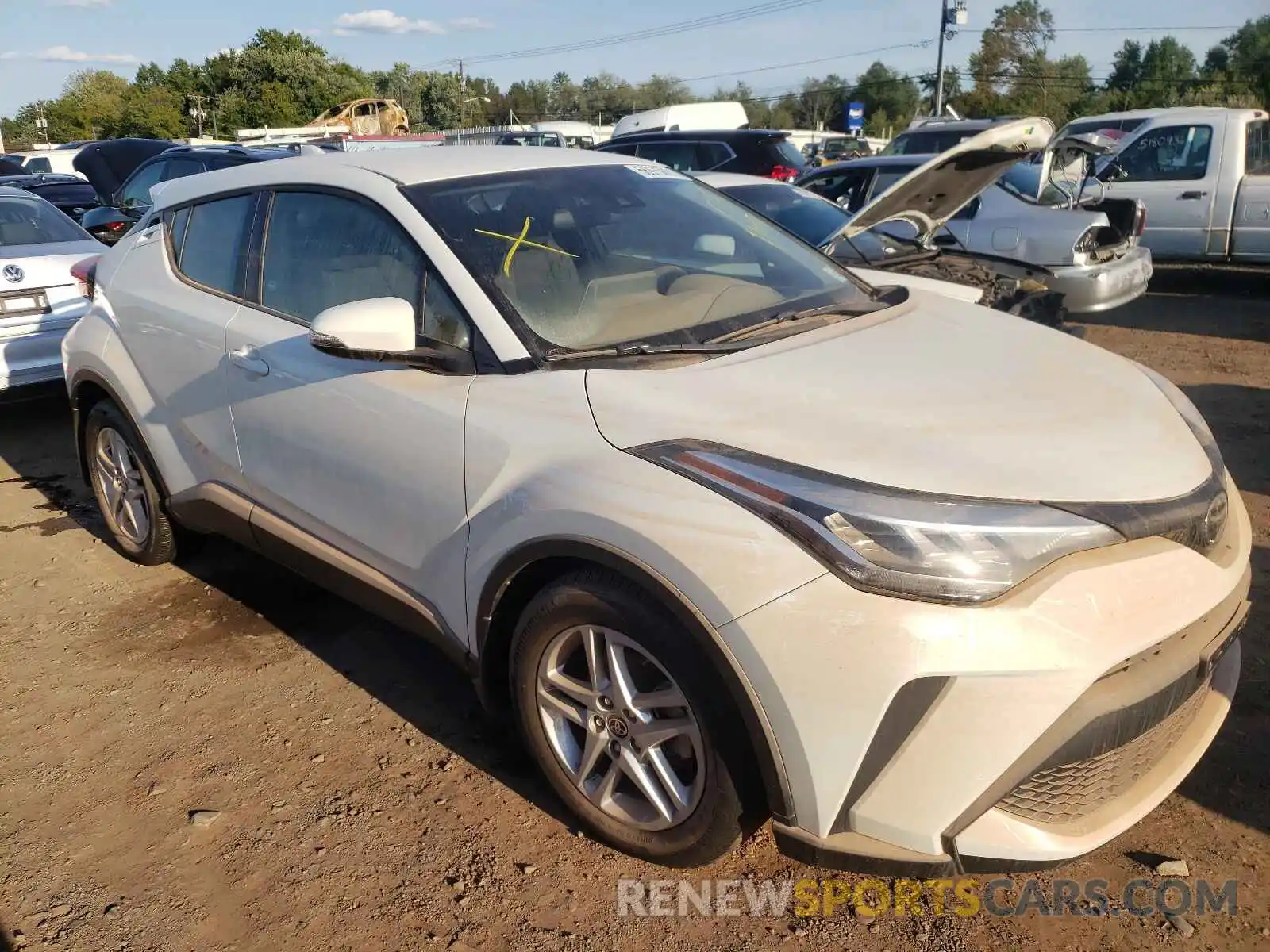 1 Photograph of a damaged car NMTKHMBX1LR113457 TOYOTA C-HR 2020