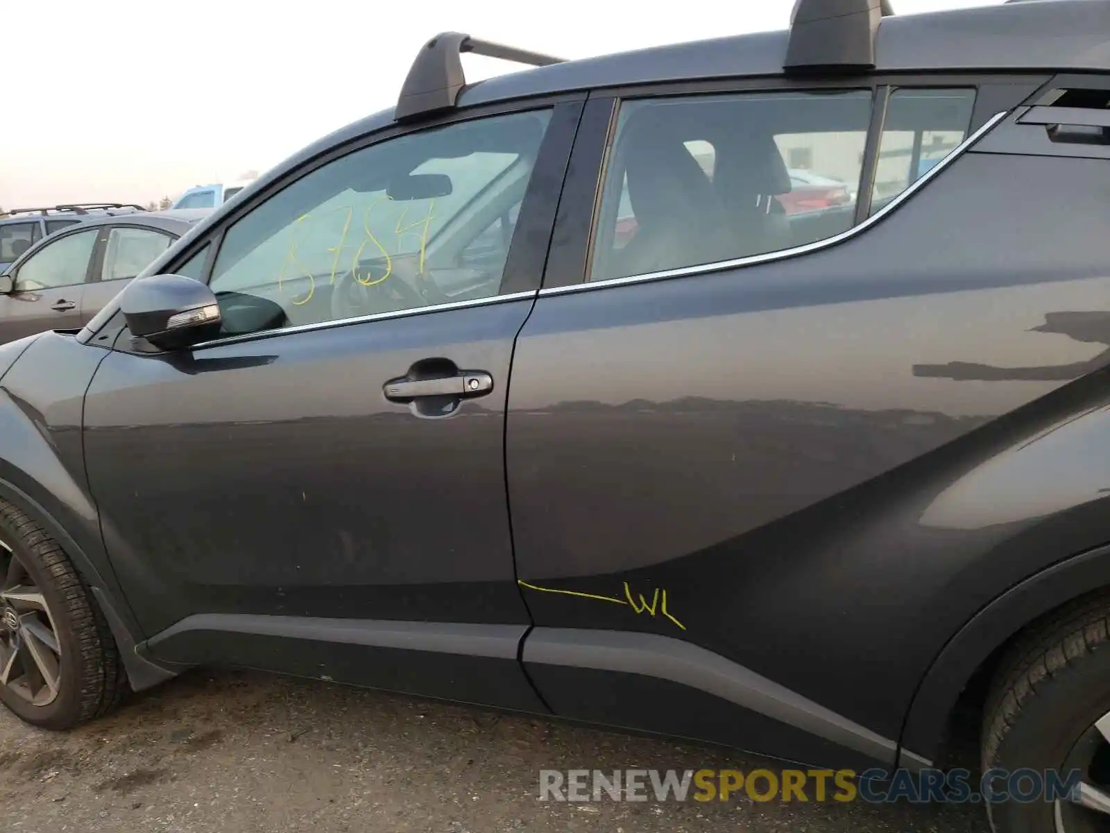 9 Photograph of a damaged car NMTKHMBX1LR113605 TOYOTA C-HR 2020