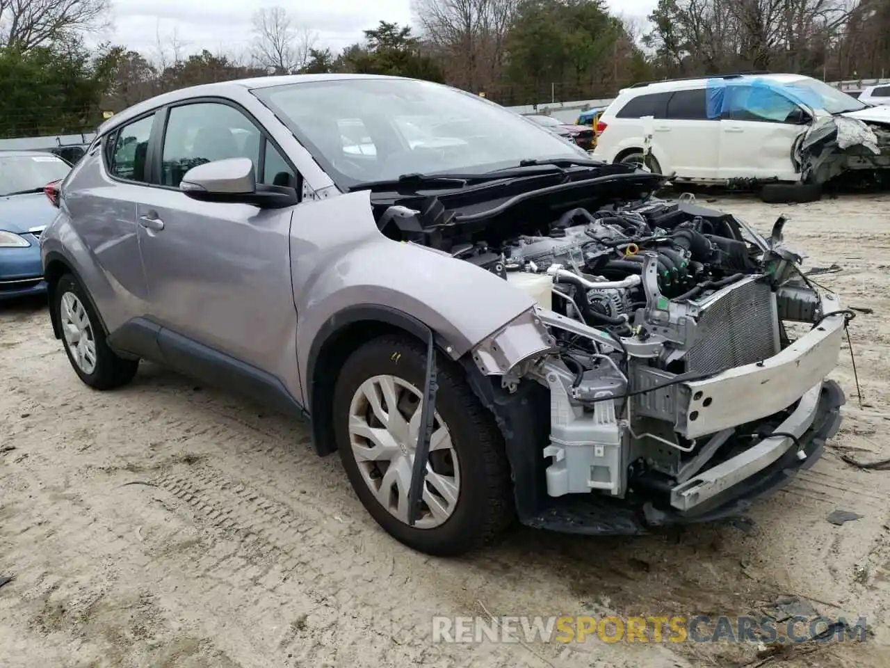 4 Photograph of a damaged car NMTKHMBX1LR116066 TOYOTA C-HR 2020