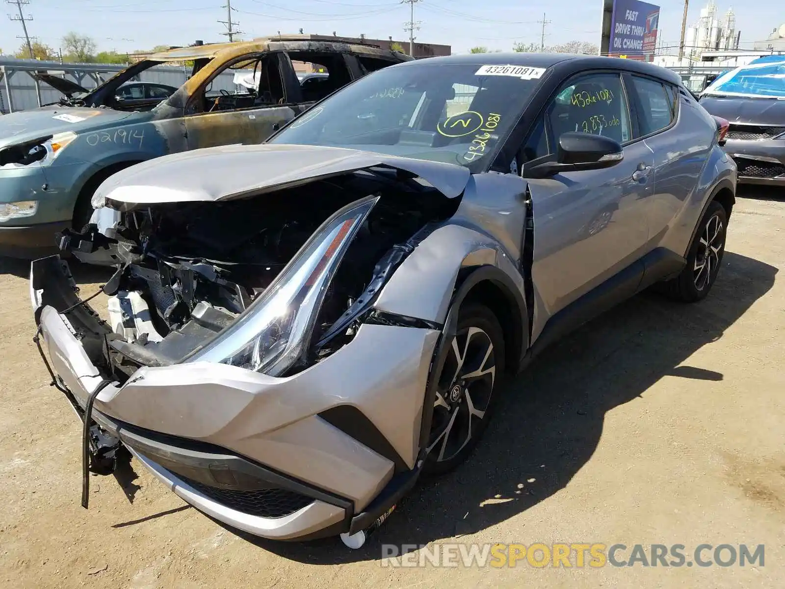 2 Photograph of a damaged car NMTKHMBX1LR116925 TOYOTA C-HR 2020