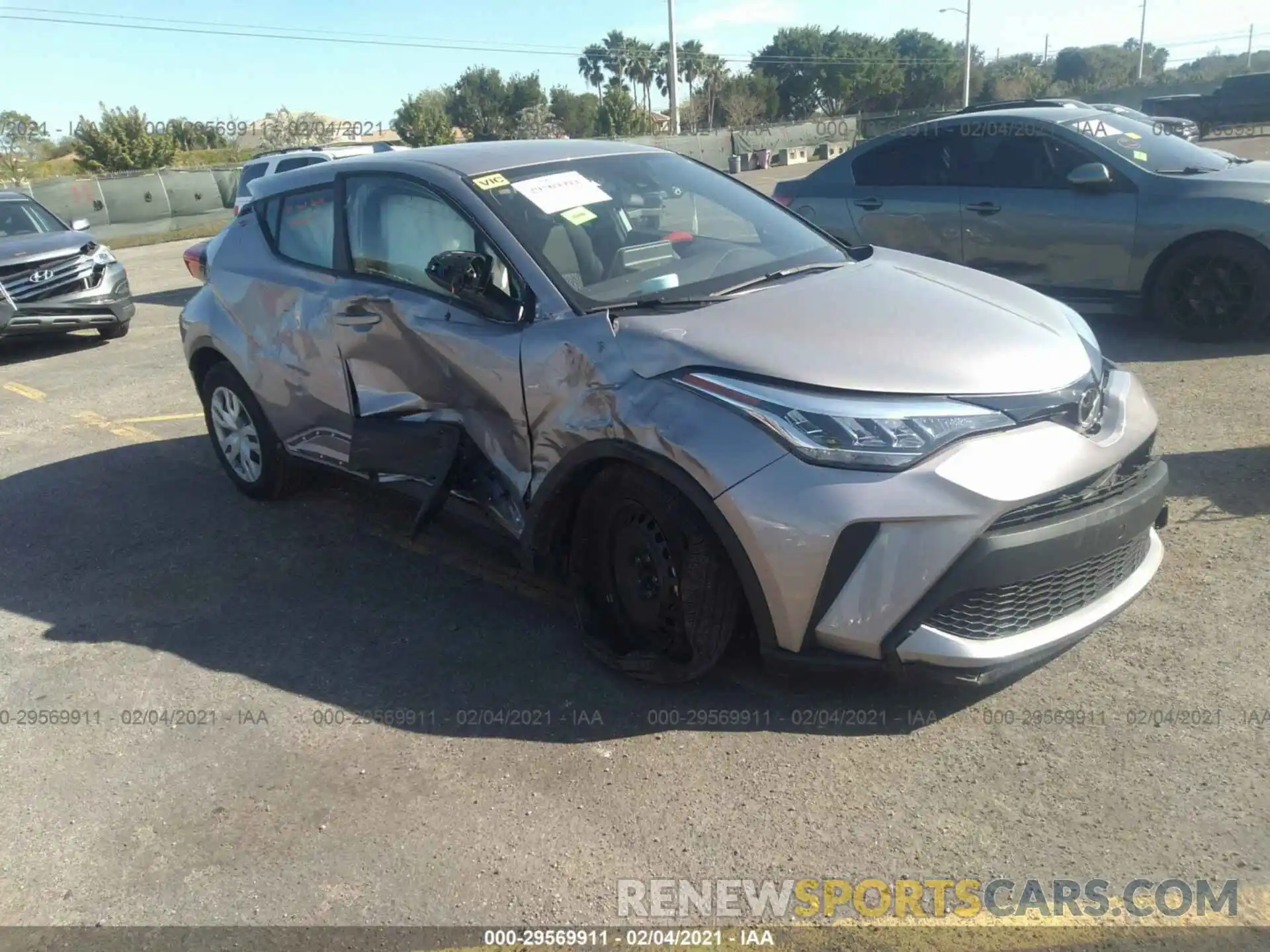 1 Photograph of a damaged car NMTKHMBX1LR117041 TOYOTA C-HR 2020