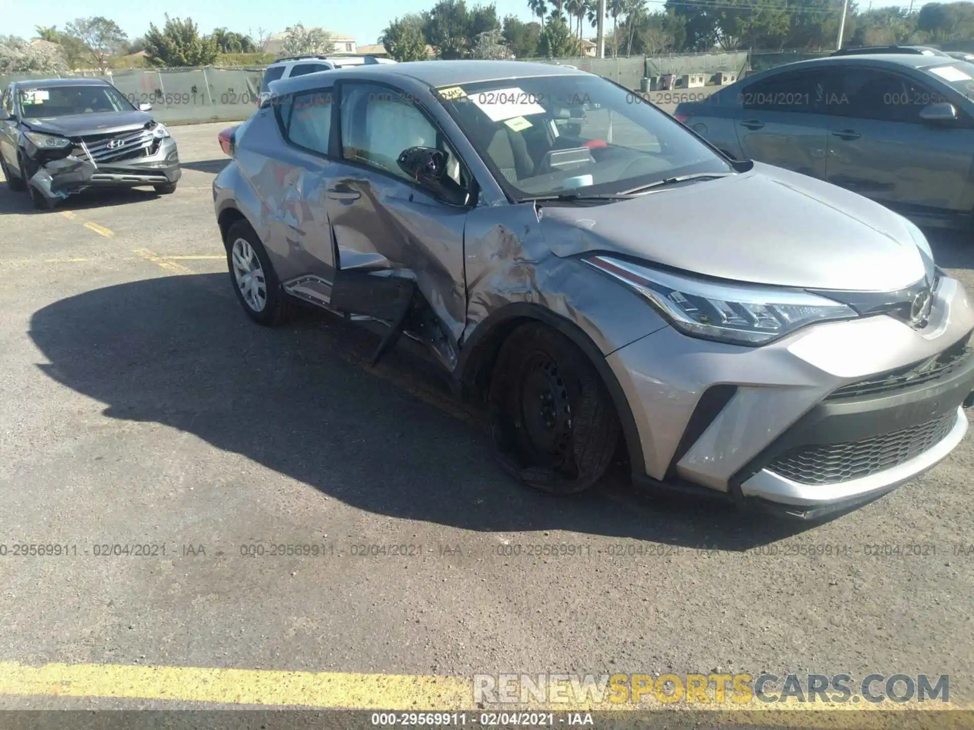 6 Photograph of a damaged car NMTKHMBX1LR117041 TOYOTA C-HR 2020