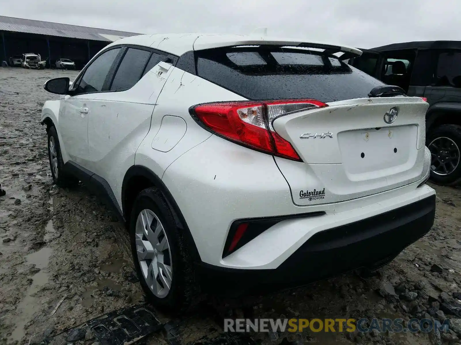 3 Photograph of a damaged car NMTKHMBX1LR118500 TOYOTA C-HR 2020