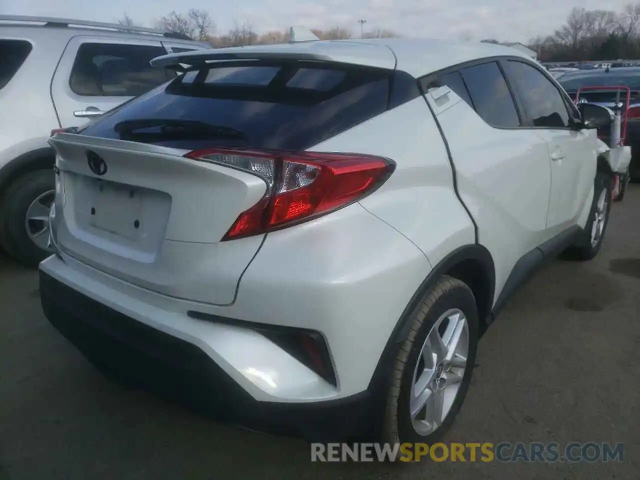 4 Photograph of a damaged car NMTKHMBX2LR105271 TOYOTA C-HR 2020