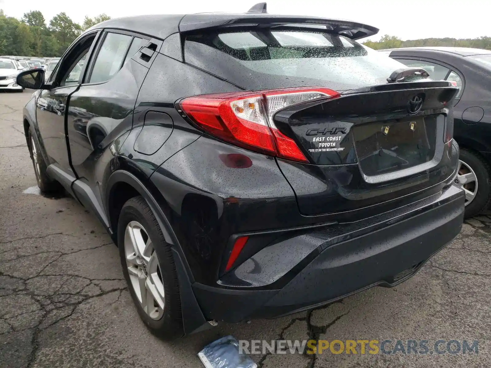 3 Photograph of a damaged car NMTKHMBX2LR109725 TOYOTA C-HR 2020