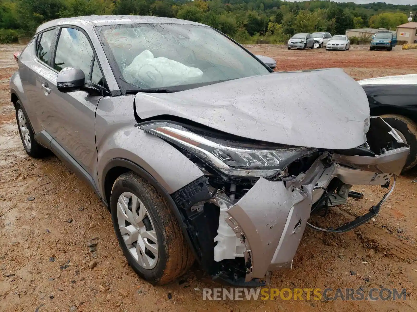 1 Photograph of a damaged car NMTKHMBX2LR110566 TOYOTA C-HR 2020