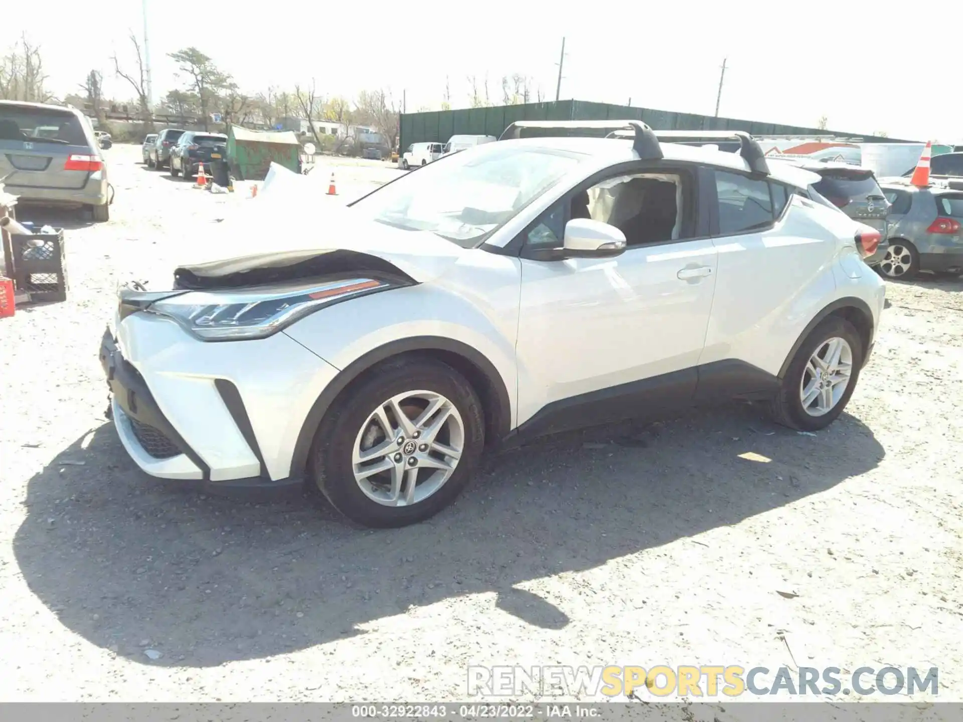 2 Фотография поврежденного автомобиля NMTKHMBX2LR111362 TOYOTA C-HR 2020