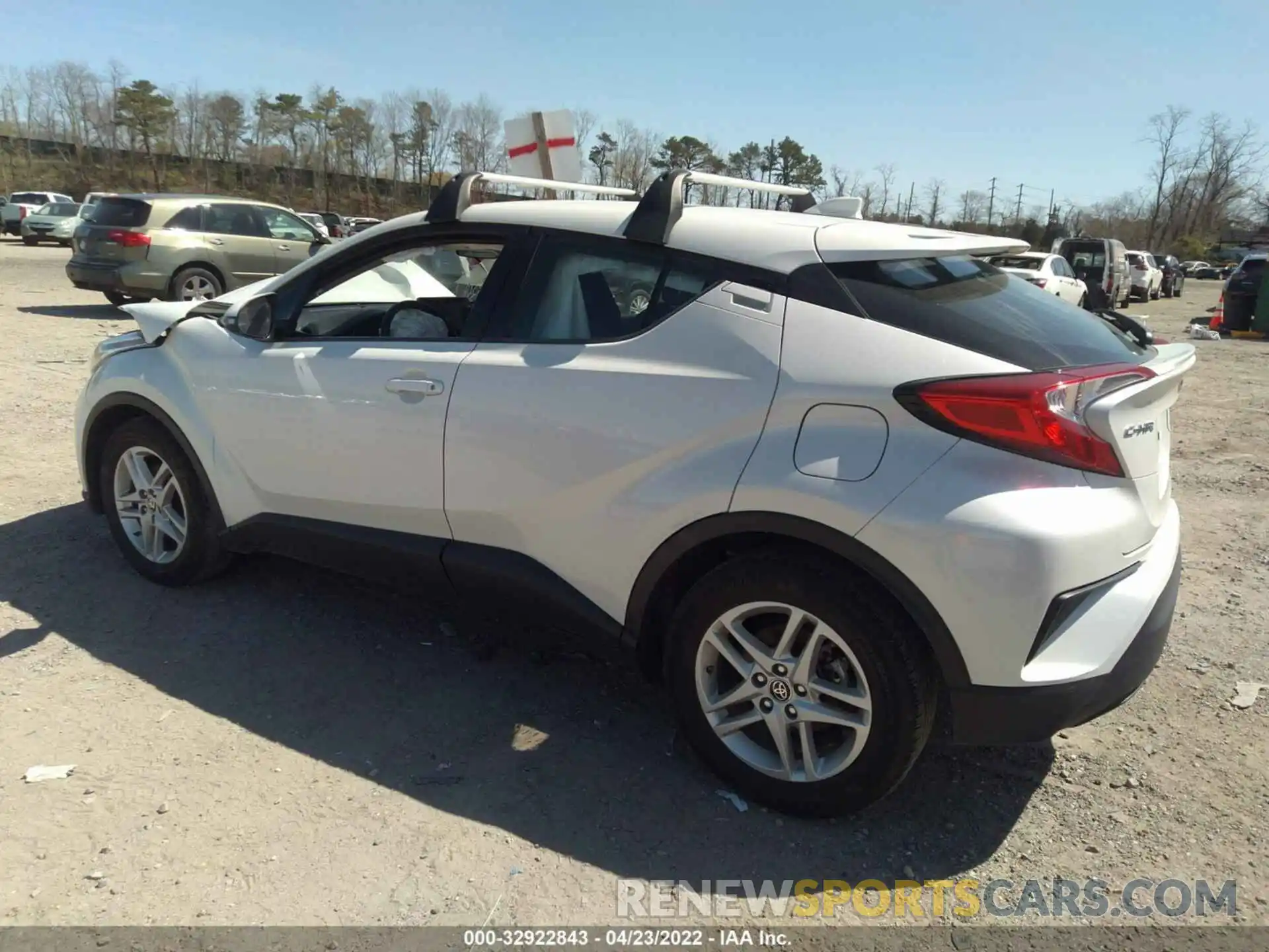 3 Photograph of a damaged car NMTKHMBX2LR111362 TOYOTA C-HR 2020