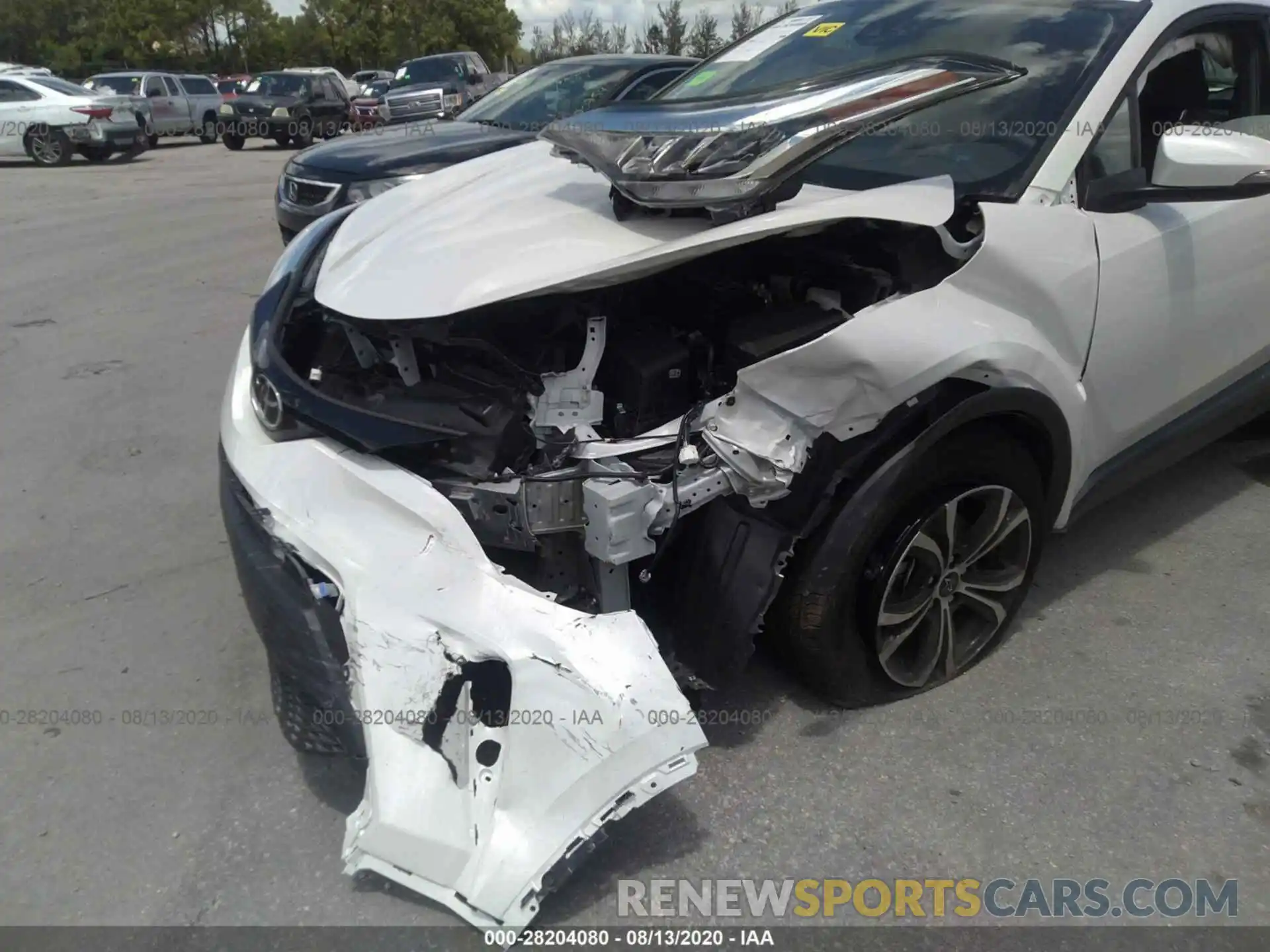 6 Photograph of a damaged car NMTKHMBX2LR111572 TOYOTA C-HR 2020